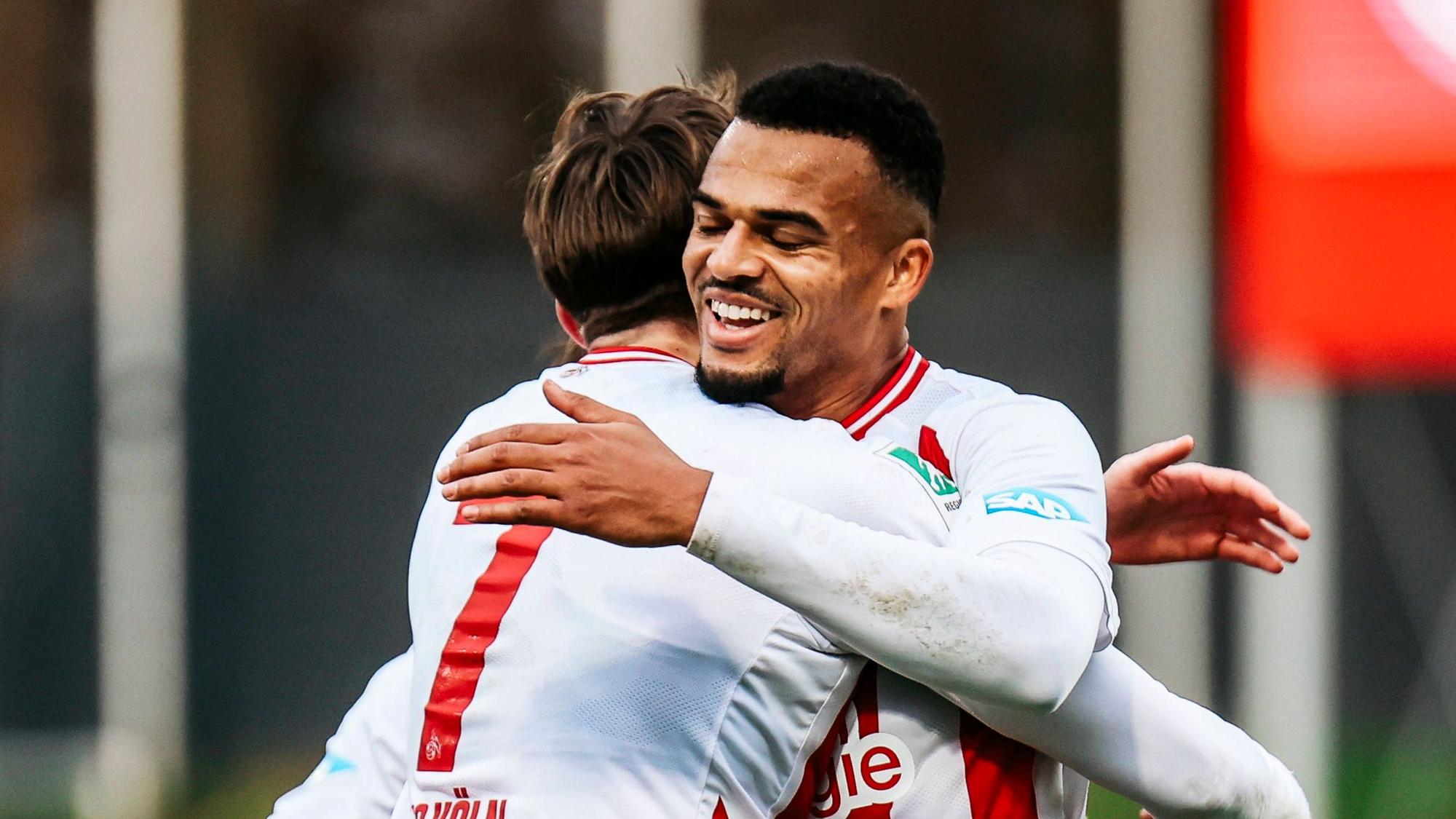 Regionalliga West: 1.FC Köln-1.FC Bocholt 06.12.2025 Bernie Lennemann 1.FC Köln, 7 jubelt mit Marvin Ajani 1.FC Köln, 22 zum 2:1 Regionalliga West: 1.FC Köln-1.FC Bocholt Franz-Kremer-Stadin, 06.12.2025 *** Regionalliga West 1 FC Köln 1 FC Bocholt 06 12 2025 Bernie Lennemann 1 FC Köln, 7 cheers with Marvin Ajani 1 FC Köln, 22 to 2 1 Regionalliga West 1 FC Köln 1 FC Bocholt Franz Kremer Stadin, 06 12 2025 Copyright: xBEAUTIFULxSPORTS/Freisenx