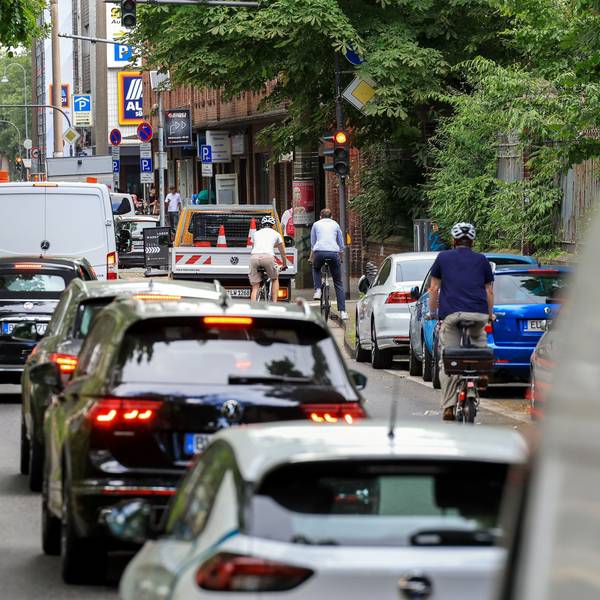 Die Luxemburger Straße könnte für Autos einspurig werden.