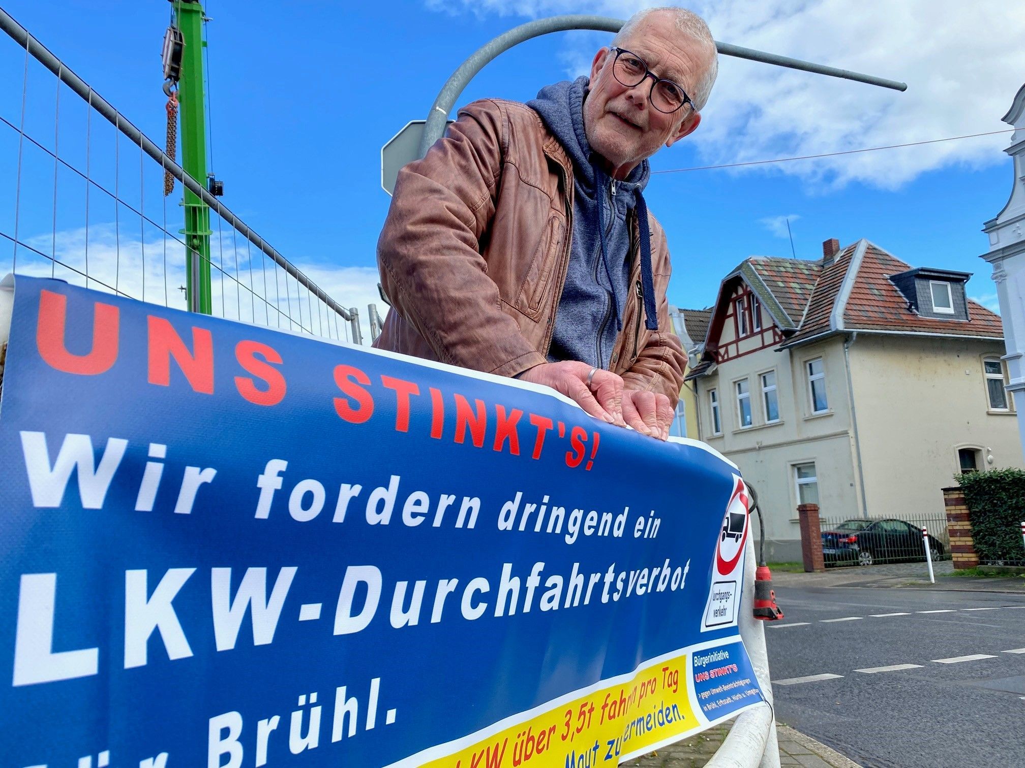 Zu sehen ist Willi Koch.