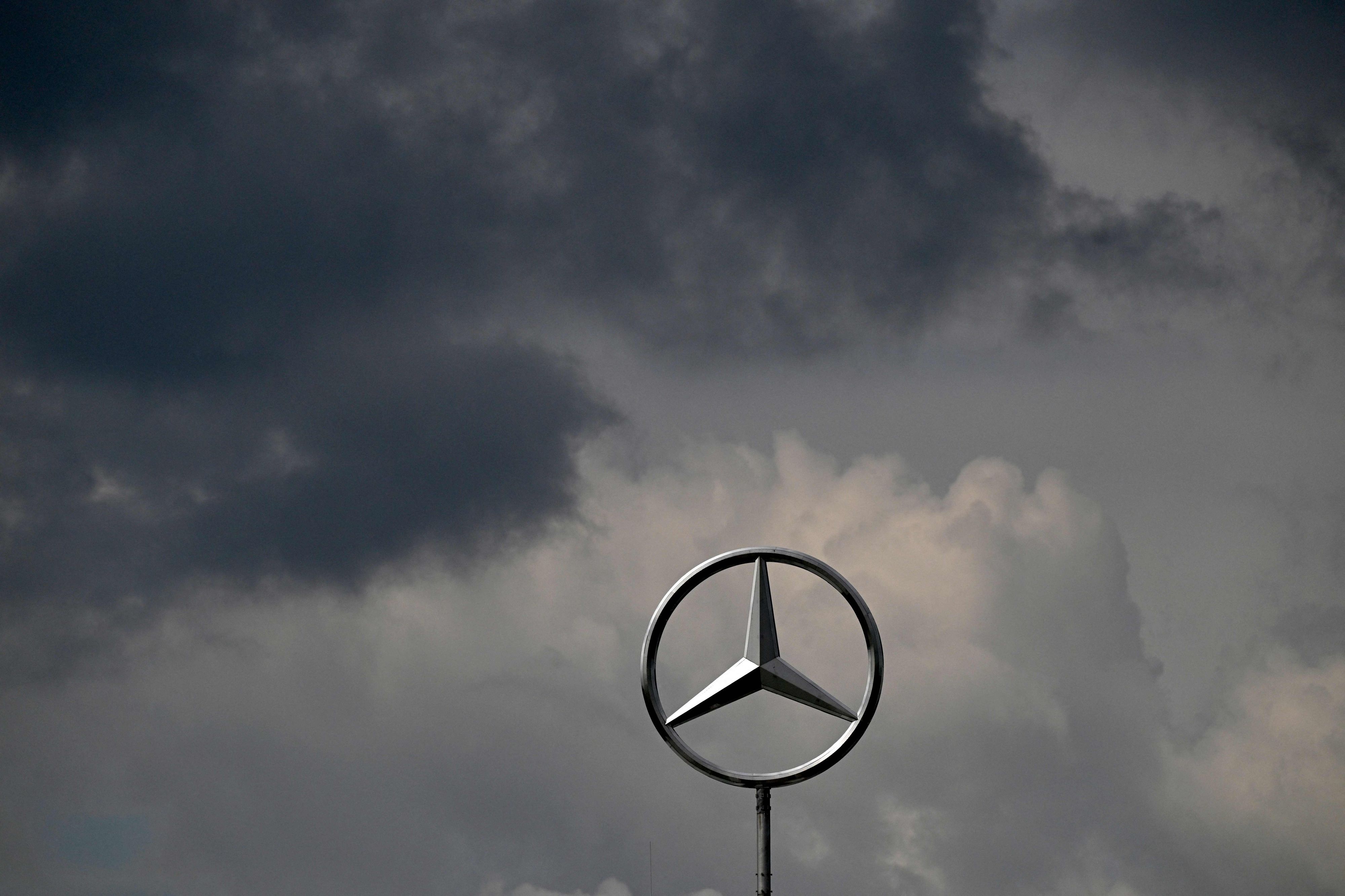Die Autosparte von Mercedes-Benz steckt in der Krise.
