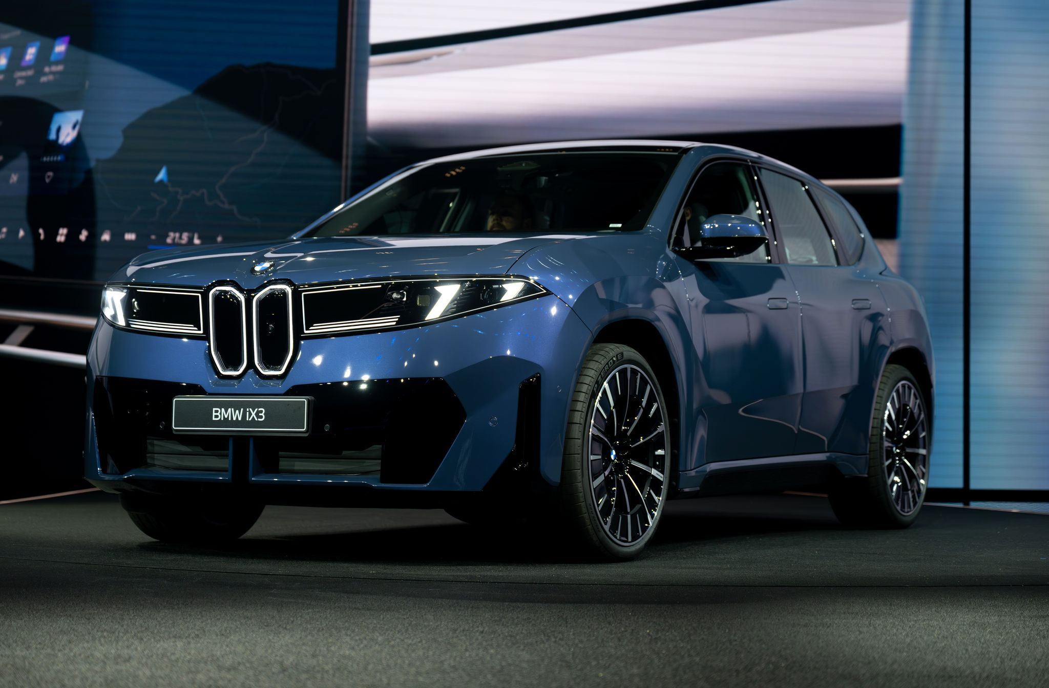 BMW iX3