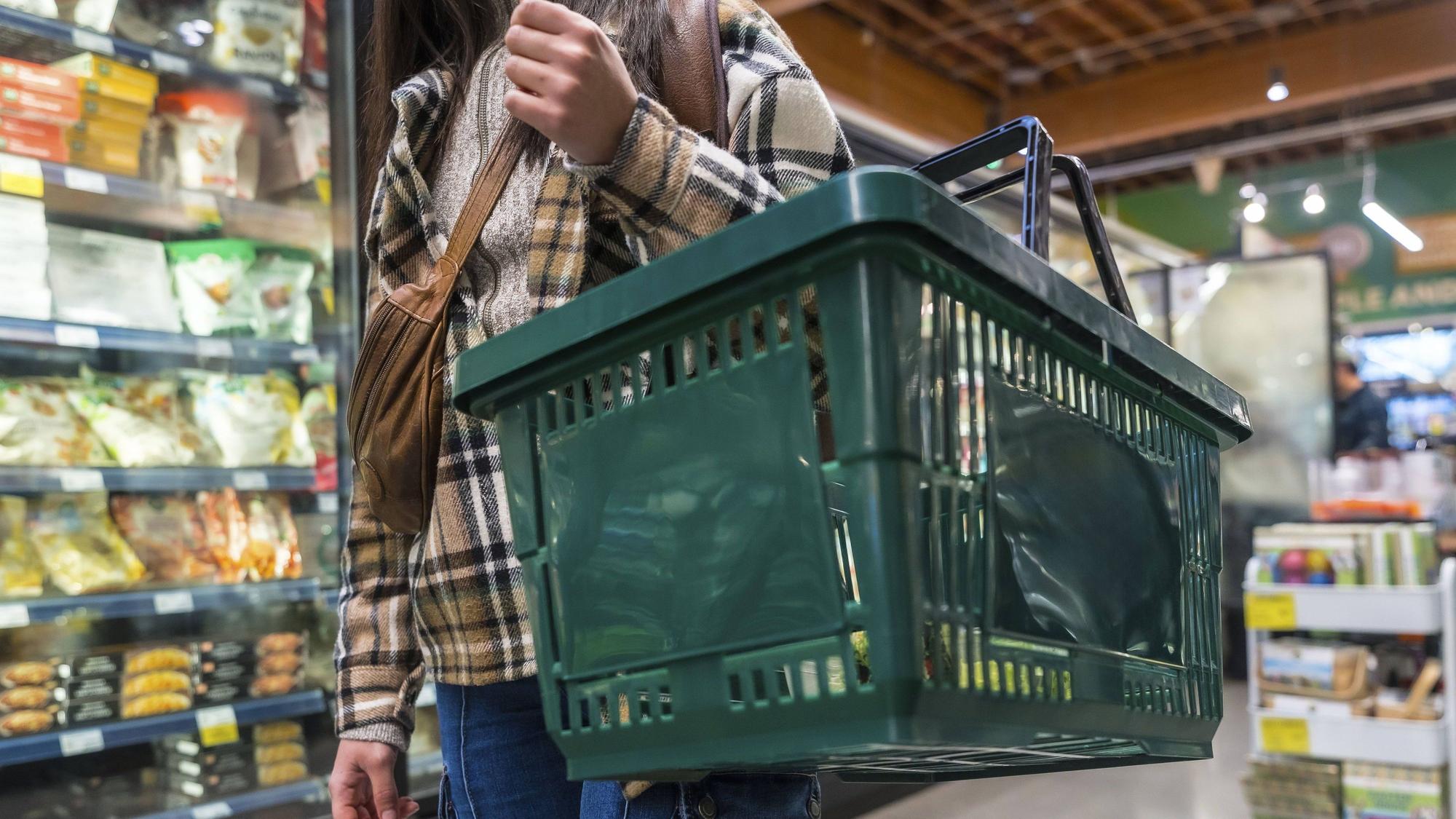 Eine Supermarkt-Kundin klagte nach einem Sturz auf Schmerzensgeld.