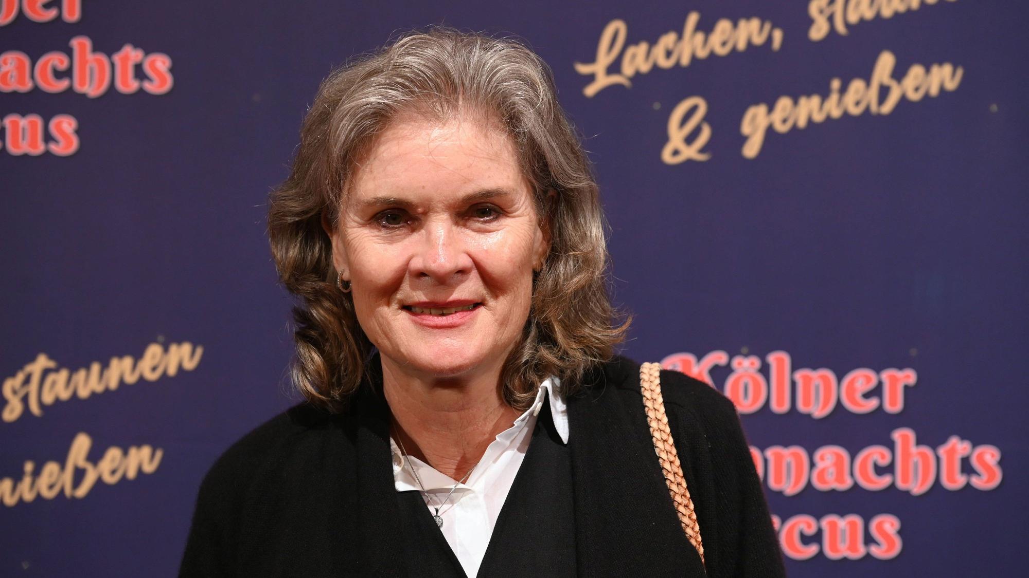 Sportlerin Ulrike Nasse Meyfarth bei der Premiere des 10. Kölner WeihnachtsCircus