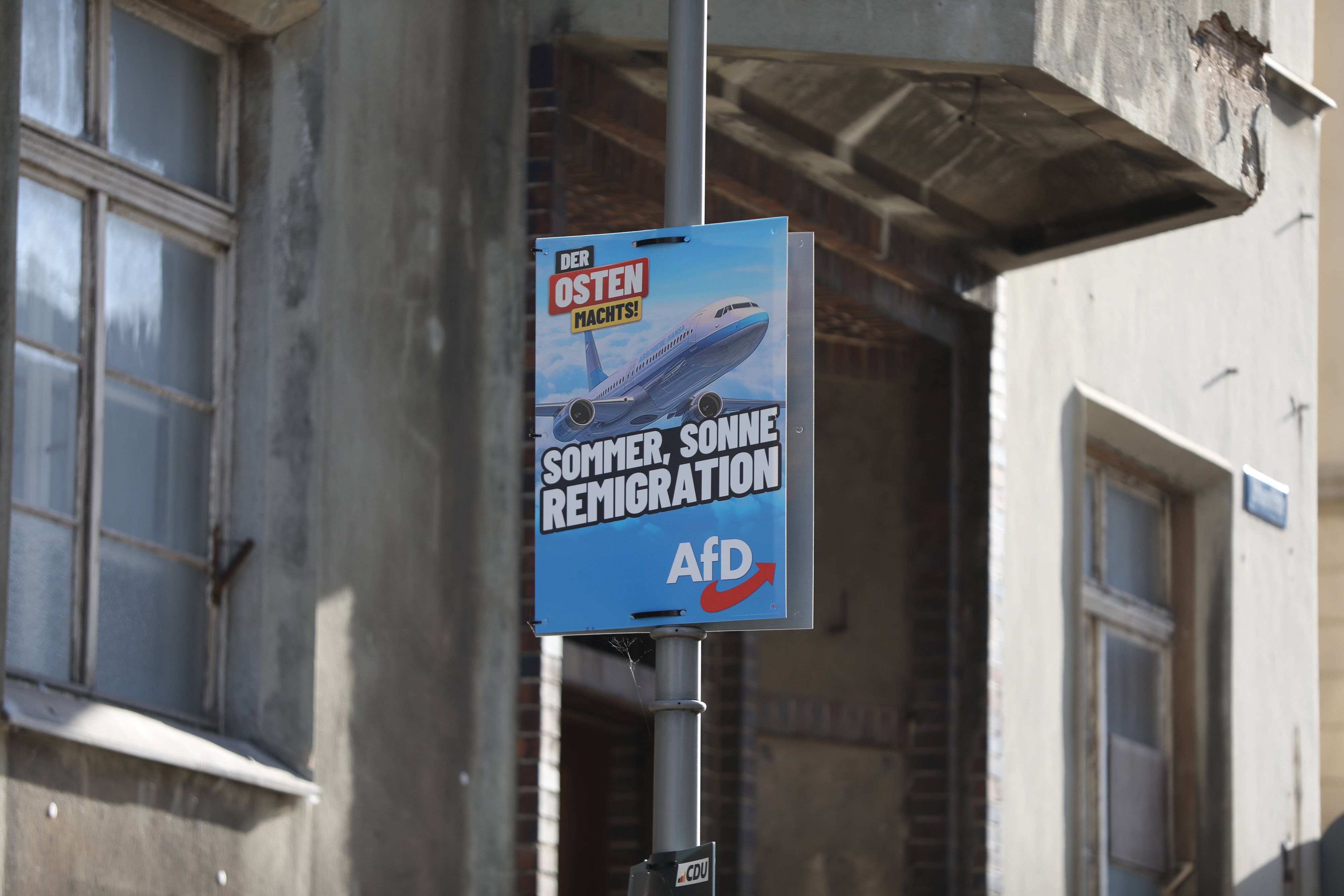 Altenburg, Thüringen: AfD-Wahlplakate zur Landtagswahl. Die AfD bezieht knapp die Hälfte ihrer Parteigelder aus der staatlichen Parteienfinanzierung.