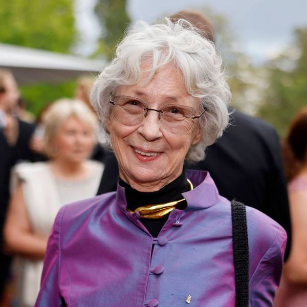 Hedwig Neven DuMont aus der Verlegerfamilie Neven DuMont auf der Benefiz-Gala der Colombinen Colombina Colonia e. V. in der Kölner Flora. An diesem Abend, wurden Spendengelder in Höhe von insgesamt 100.000,- Euro an Organisationen für hilfsbedürftige Frauen und Kinder aus Köln überreicht. Köln, 03.09.2022 NRW Deutschland