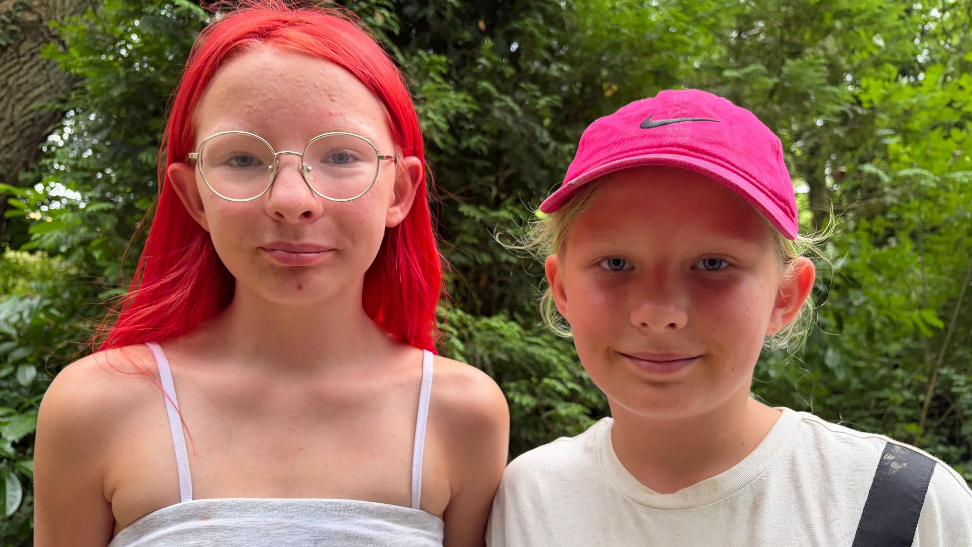Die Zwillinge Michelle und Katharina