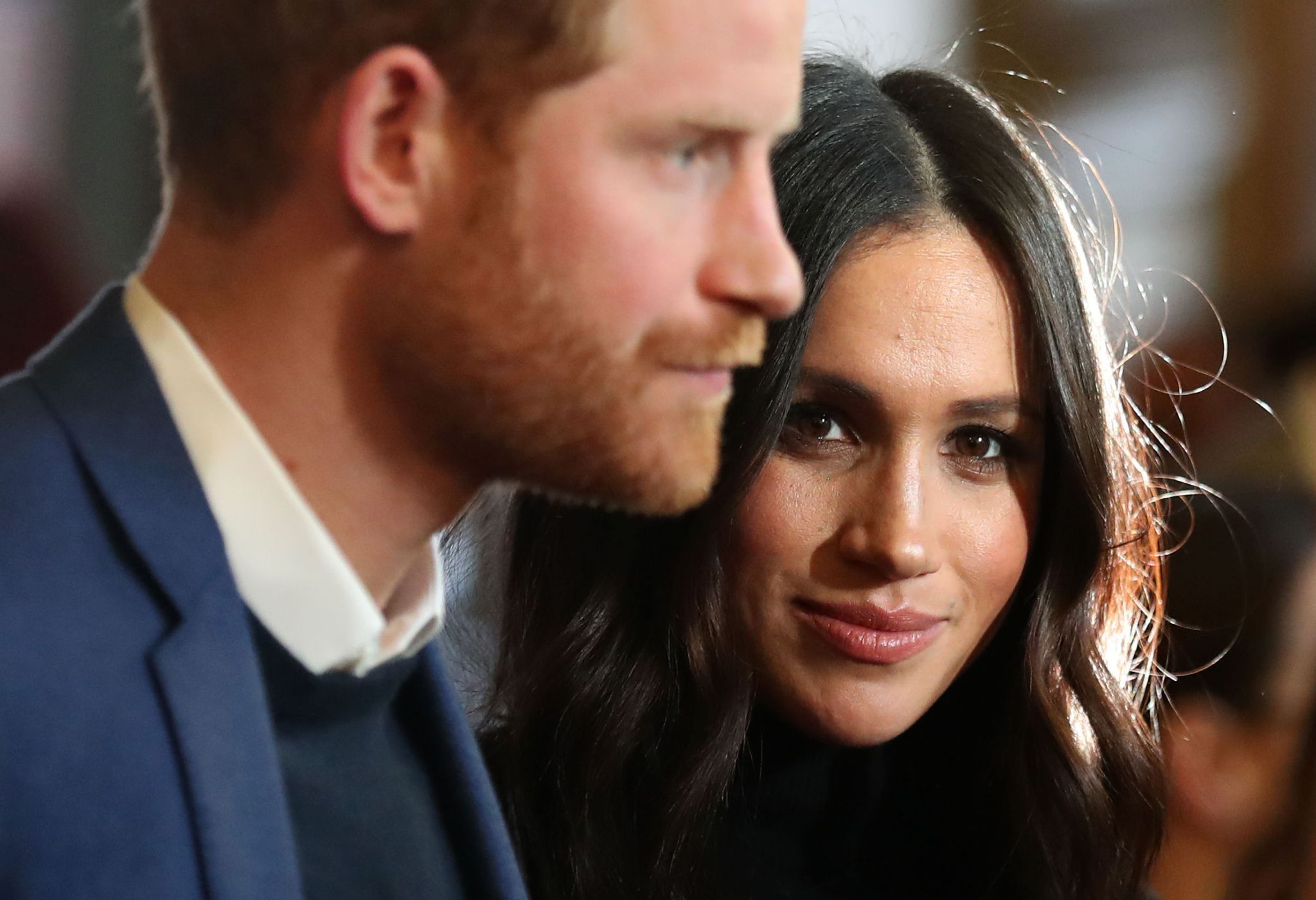 Prinz Harry und Herzogin Meghan posieren.