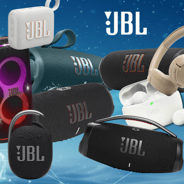 JBL Boxen, Speaker und Bluetooth-Kopfhörer wie PartyBox 120, JBL Go 4, JBL Flip 7, JBL Tuner 3, JBL Charge 6, JBL Tune 680 NC oder die JBL Wave Buds 2 vor einem blauen Hintergrund.