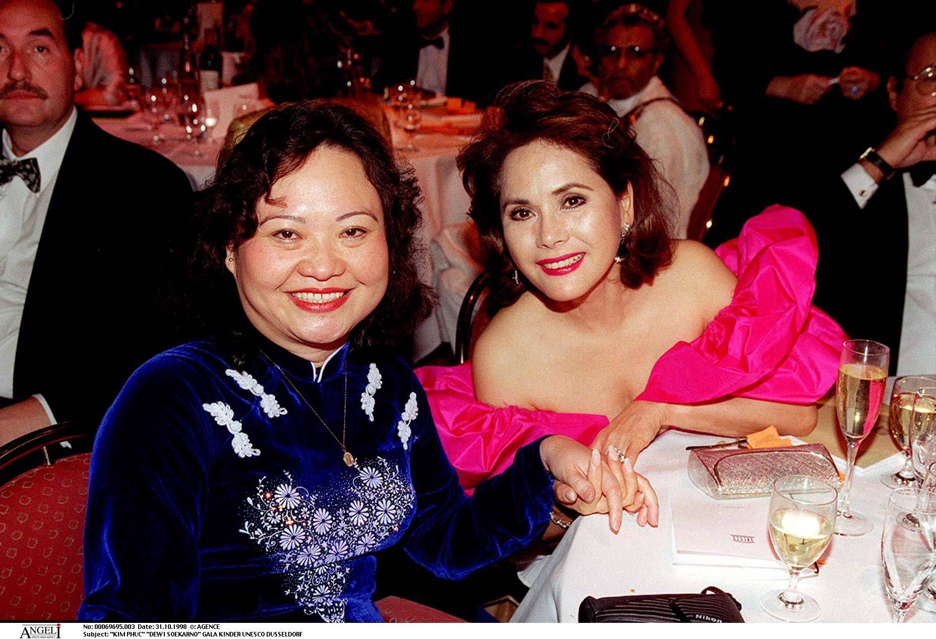 Kim Phuc bei der UNESCO-„Gala der Kinder“ 1998 in Düsseldorf.