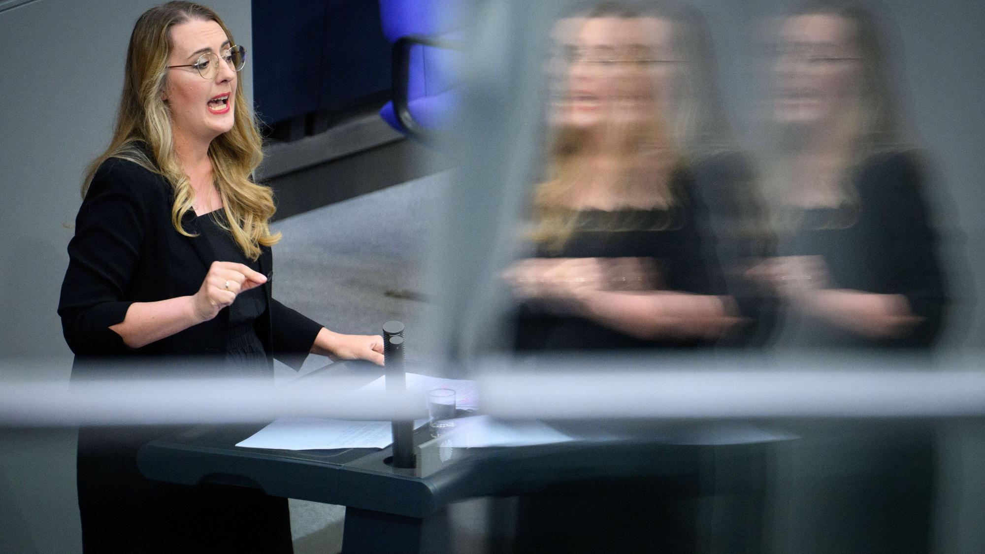 Katharina Dröge, Vorsitzende der Bundestagsfraktion von Bündnis 90/Die Grünen, spricht im Deutschen Bundestag.