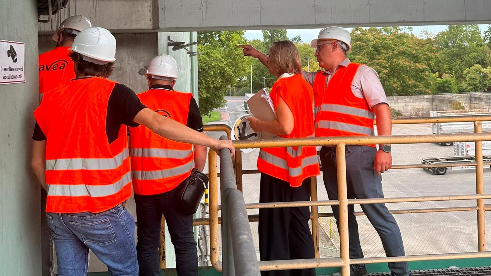 Die ukrainische Delegation besuchte die Avea in Leverkusen