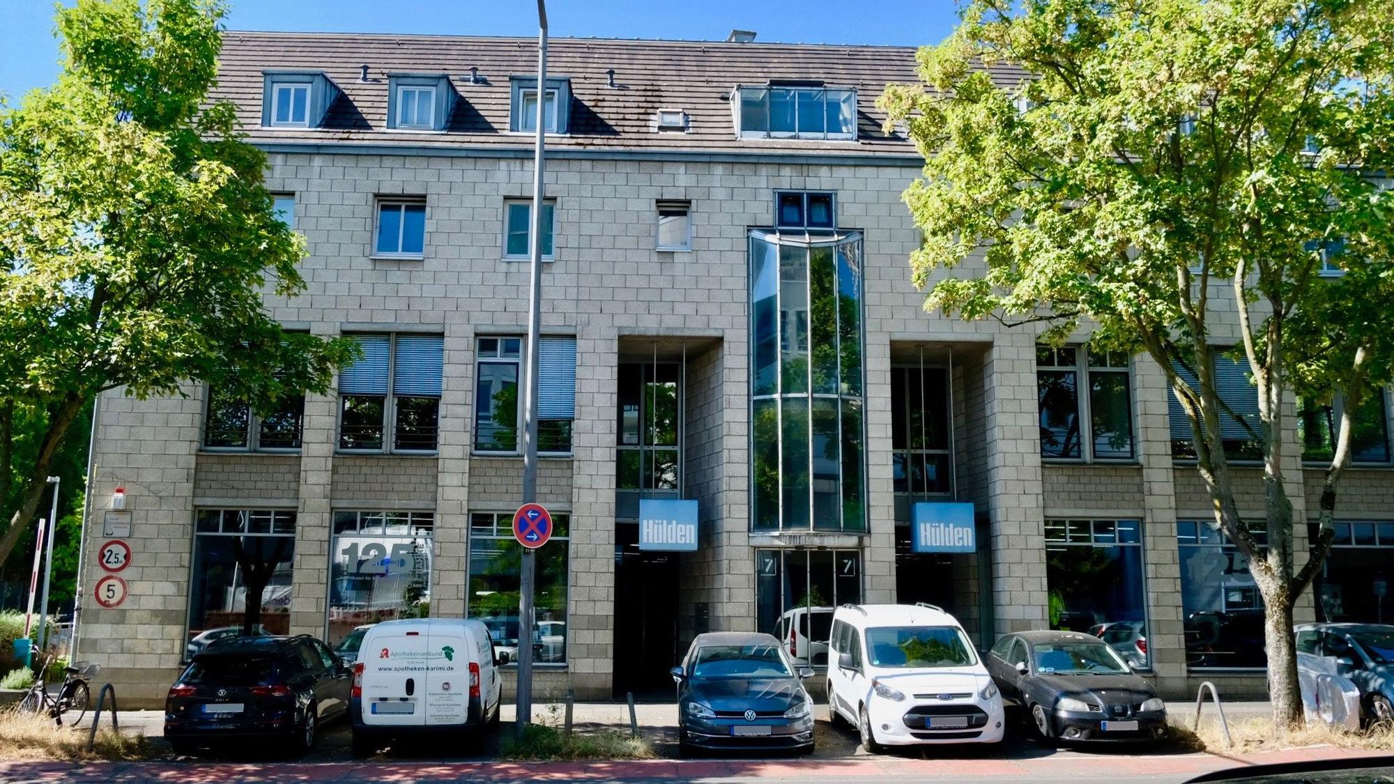 Die Firma Hülden an der Weißhausstraße.
