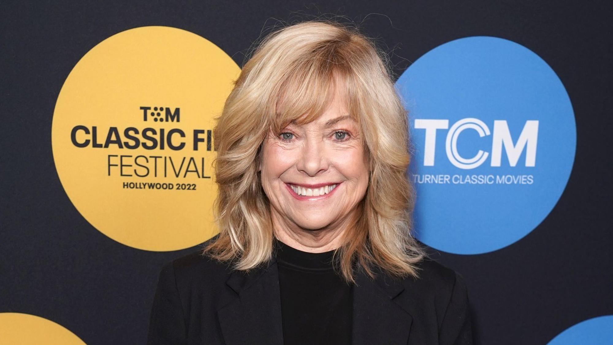 Catherine Hicks studierte Theologie und schlug danach den Weg ins Filmgeschäft ein. (Bild: 2022 Getty Images/Presley Ann)