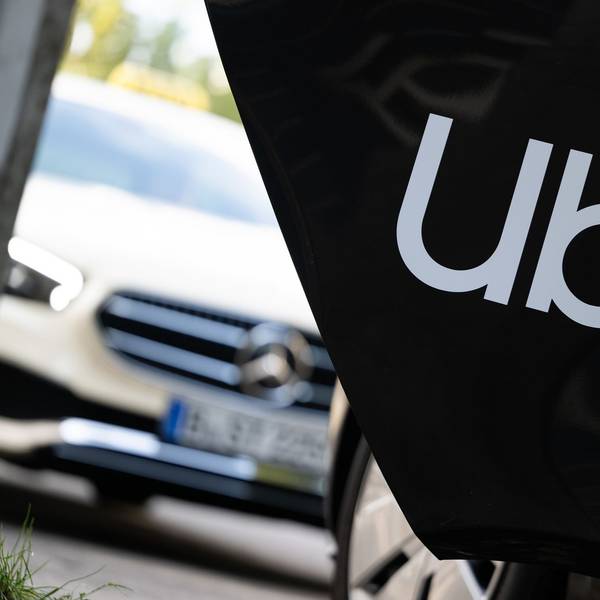Auch in Köln gibt es Streit um die Mindestpreise für Bolt, Uber und andere Anbieter, um das Taxigewerbe zu schützen. Jetzt ist das OVG in Münster an der Reihe. (Symbolbild)