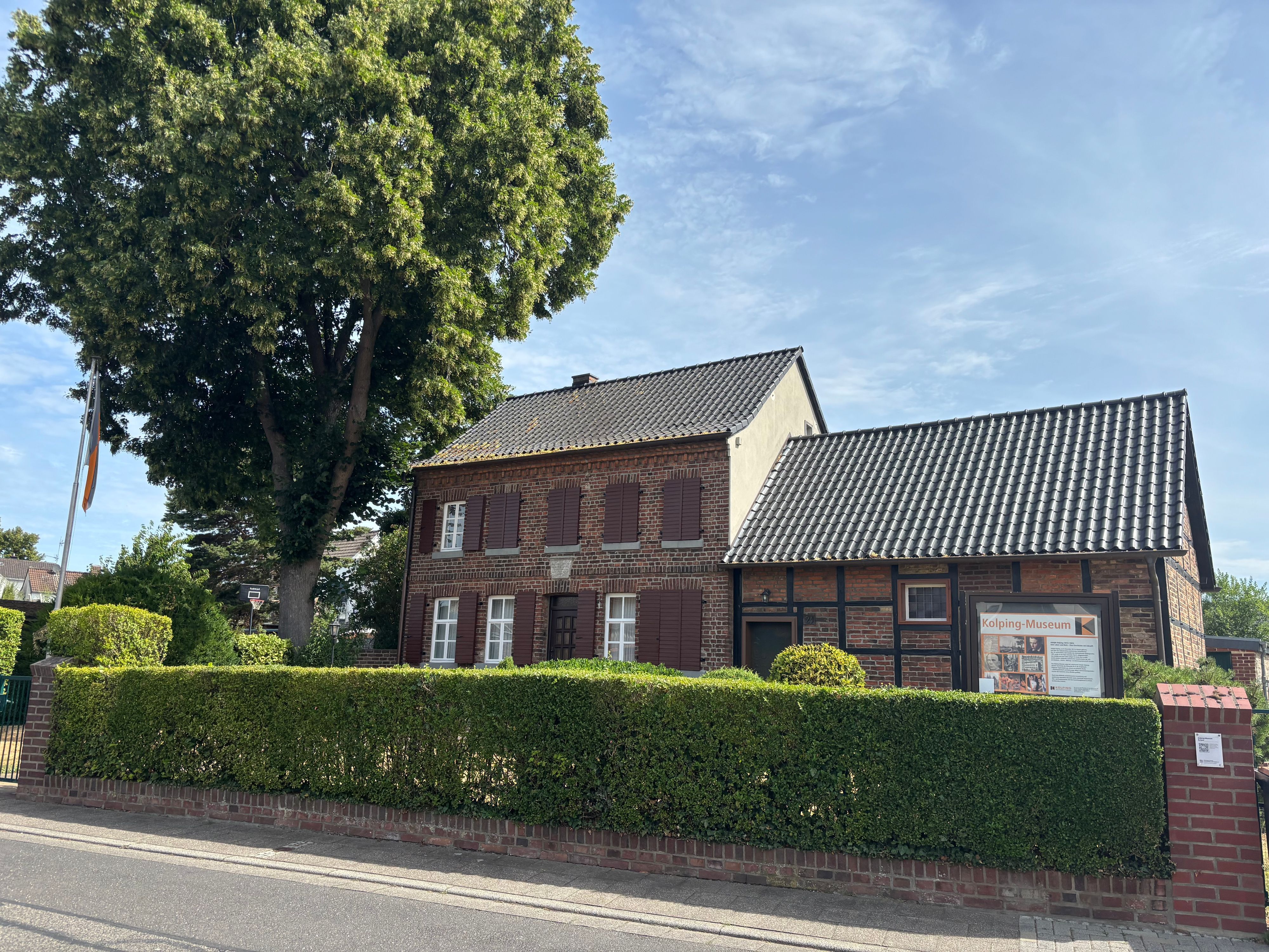 Das Foto zeigt ein altes Haus.