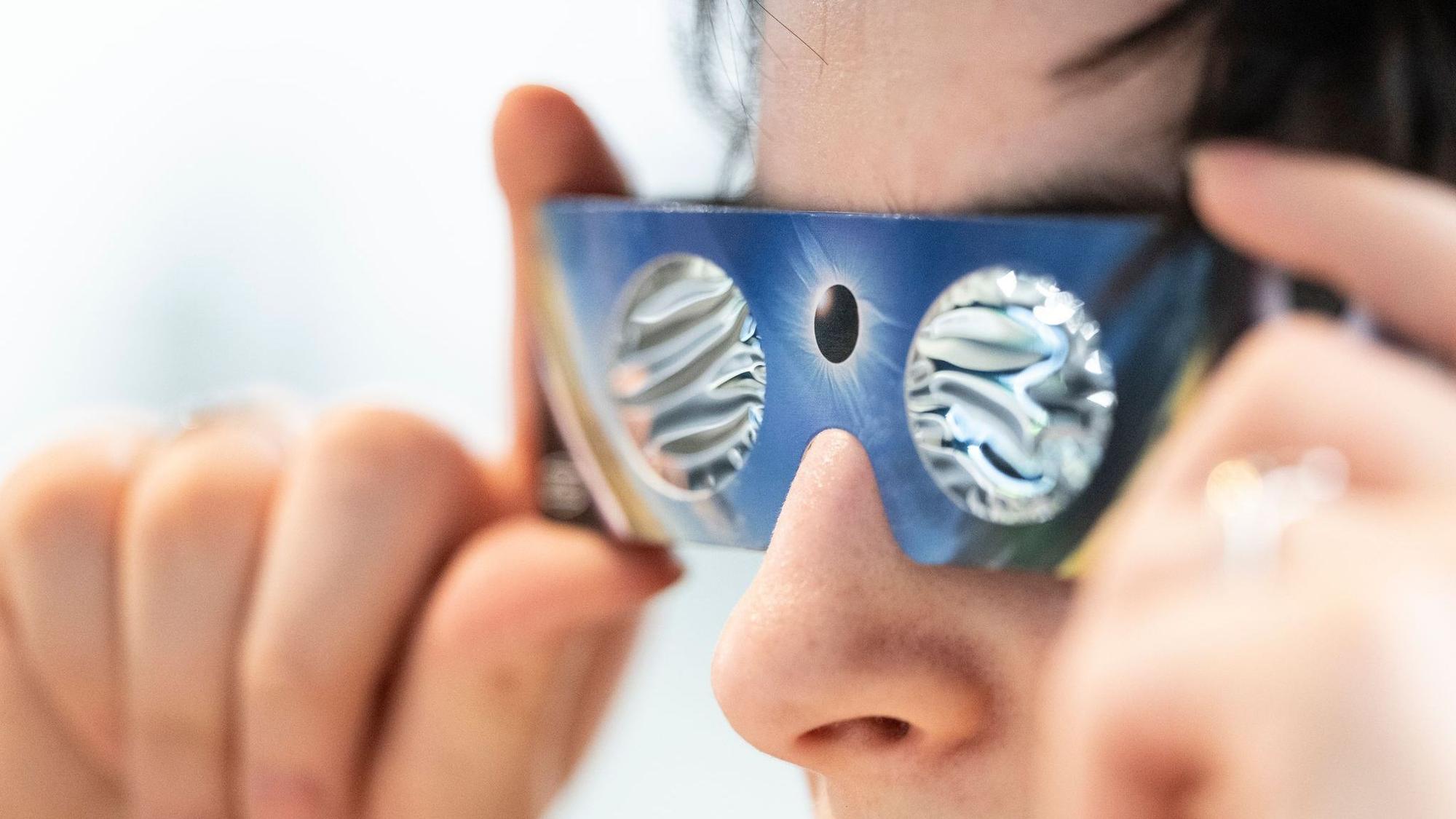 Sonnenfinsternis-Brille