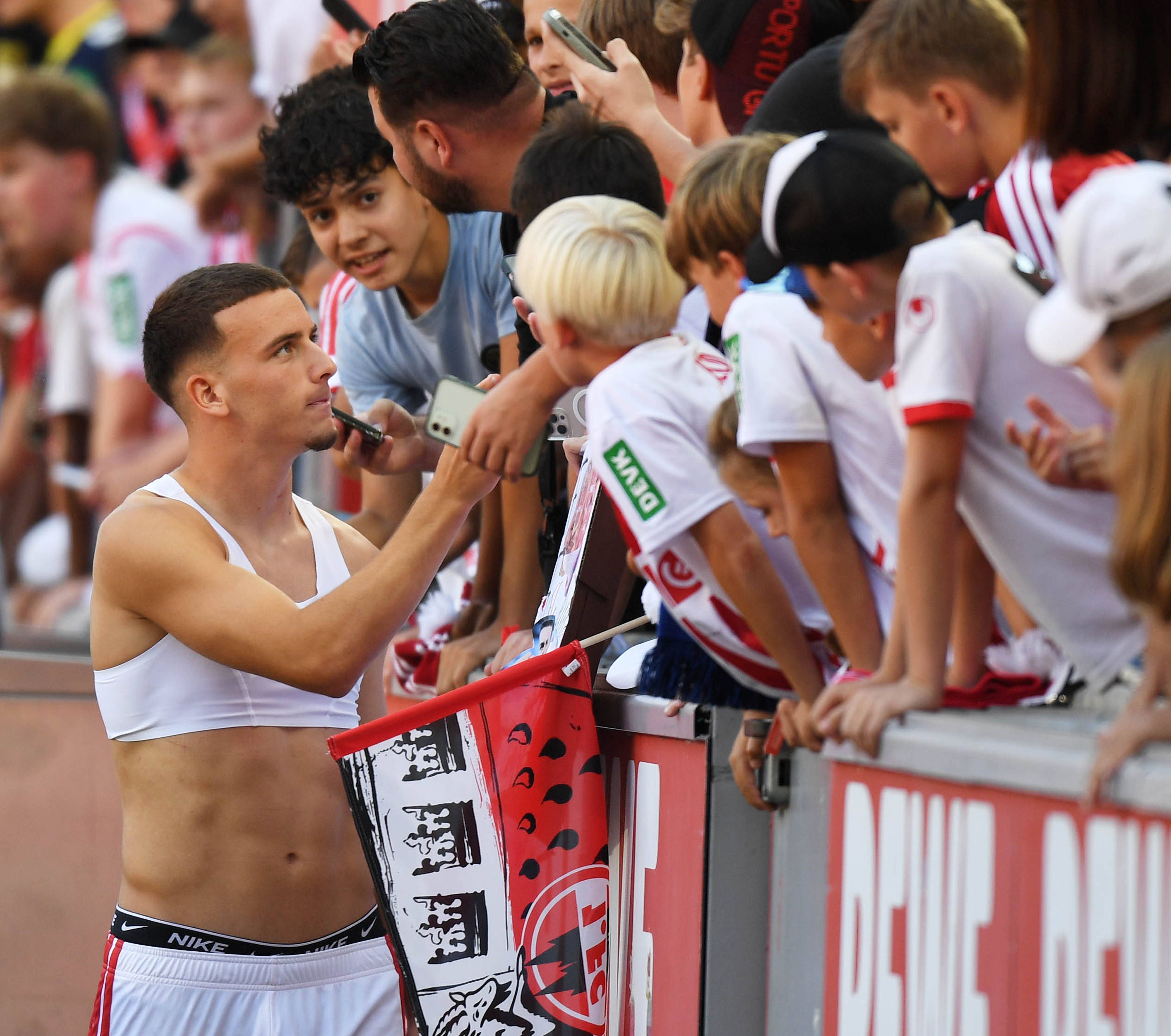 08.08.2026, xophax, Fussball 1.Bundesliga, 1.FC Koeln Testspiel im Rhein Energie Stadion in Köln . 1.FC Köln gegen Real Sociedad San Sebastian. Said El Mala  1.FC Köln  mit Kölner Fans Kitzbühel *** August 8, 2026, xophax, Soccer, Bundesliga 1, 1. FC Köln Friendly Match at the Rhein Energie Stadium in Cologne: 1. FC Köln vs. Real Sociedad San Sebastián, Said El Mala, 1. FC Köln with Cologne Fans, Kitzbühel