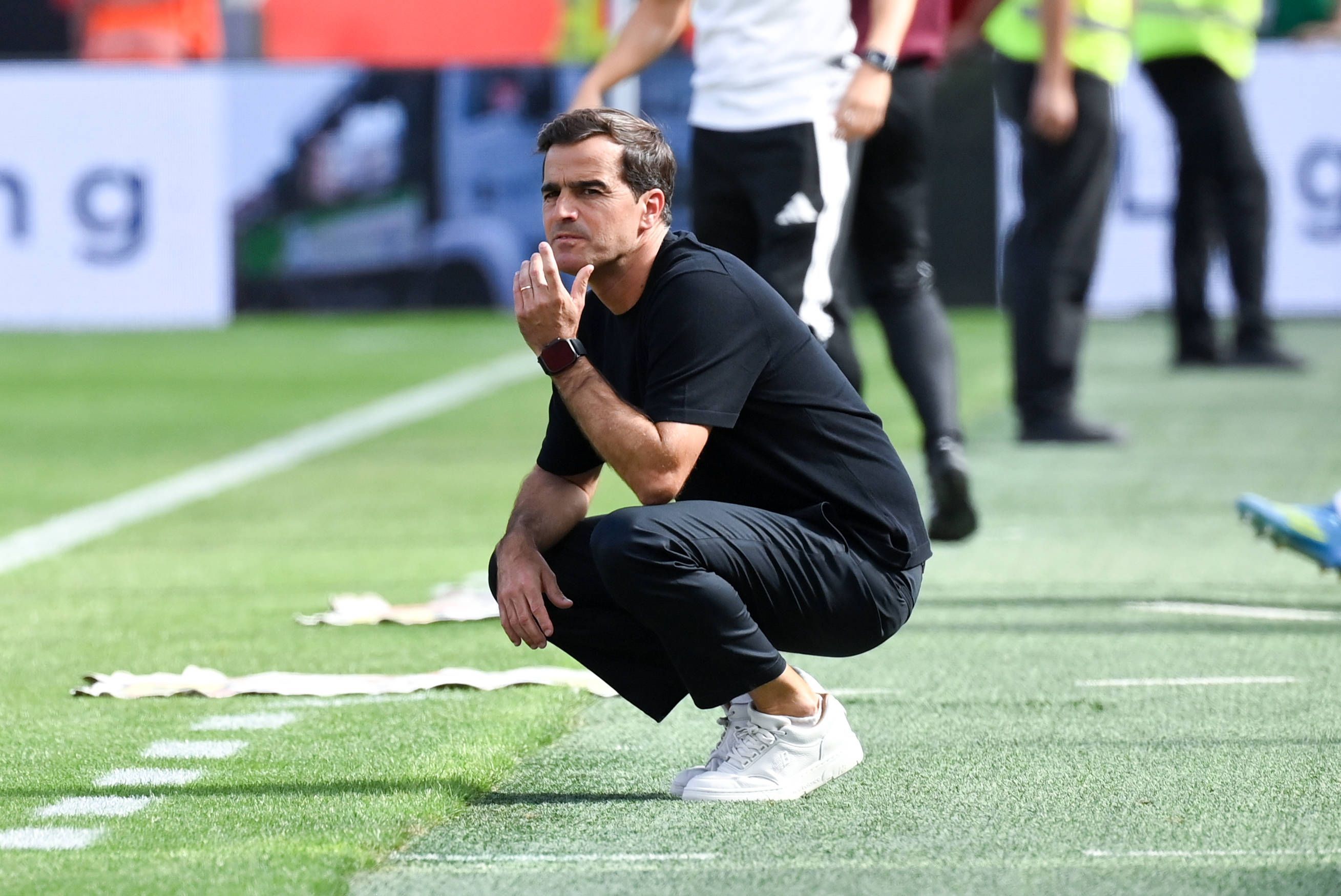 Trainer Carles Martinez Bayer 04 Leverkusen 08.08.2026, Fussball 1. Bundesliga, Saison 2026/2027, Testspiel, Bayer 04 Leverkusen - FC Sevilla 2:1 Leverkusen BayArena Nordrhein Westfalen Deutschland *** Coach Carles Martinez, Bayer 04 Leverkusen, August 8, 2026, Soccer, Bundesliga 1, 20262027 Season, Friendly Match, Bayer 04 Leverkusen vs. Sevilla FC, 21, Leverkusen, BayArena, North Rhine-Westphalia, Germany Team2