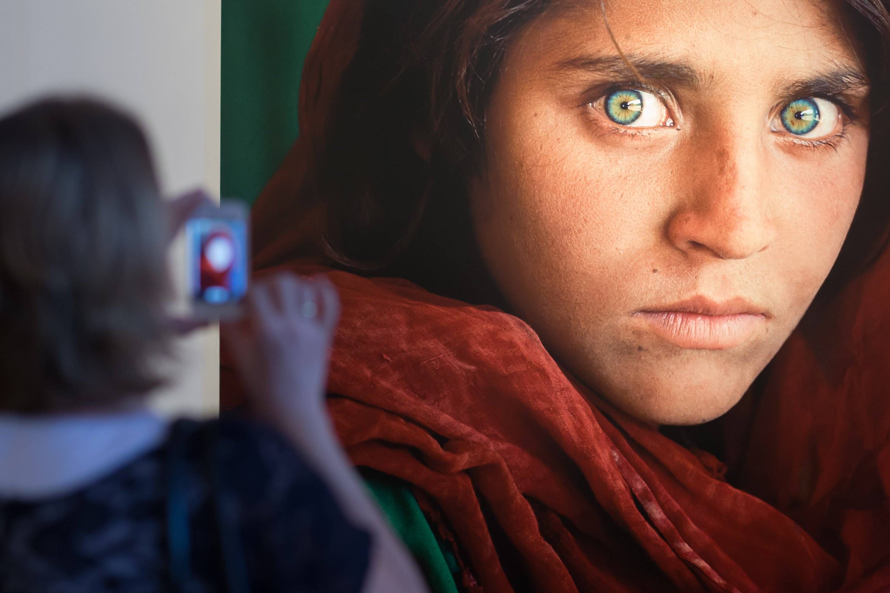 Sharbat Gula wurde als „Afghan Girl“ mit ihren grünen Augen weltberühmt.