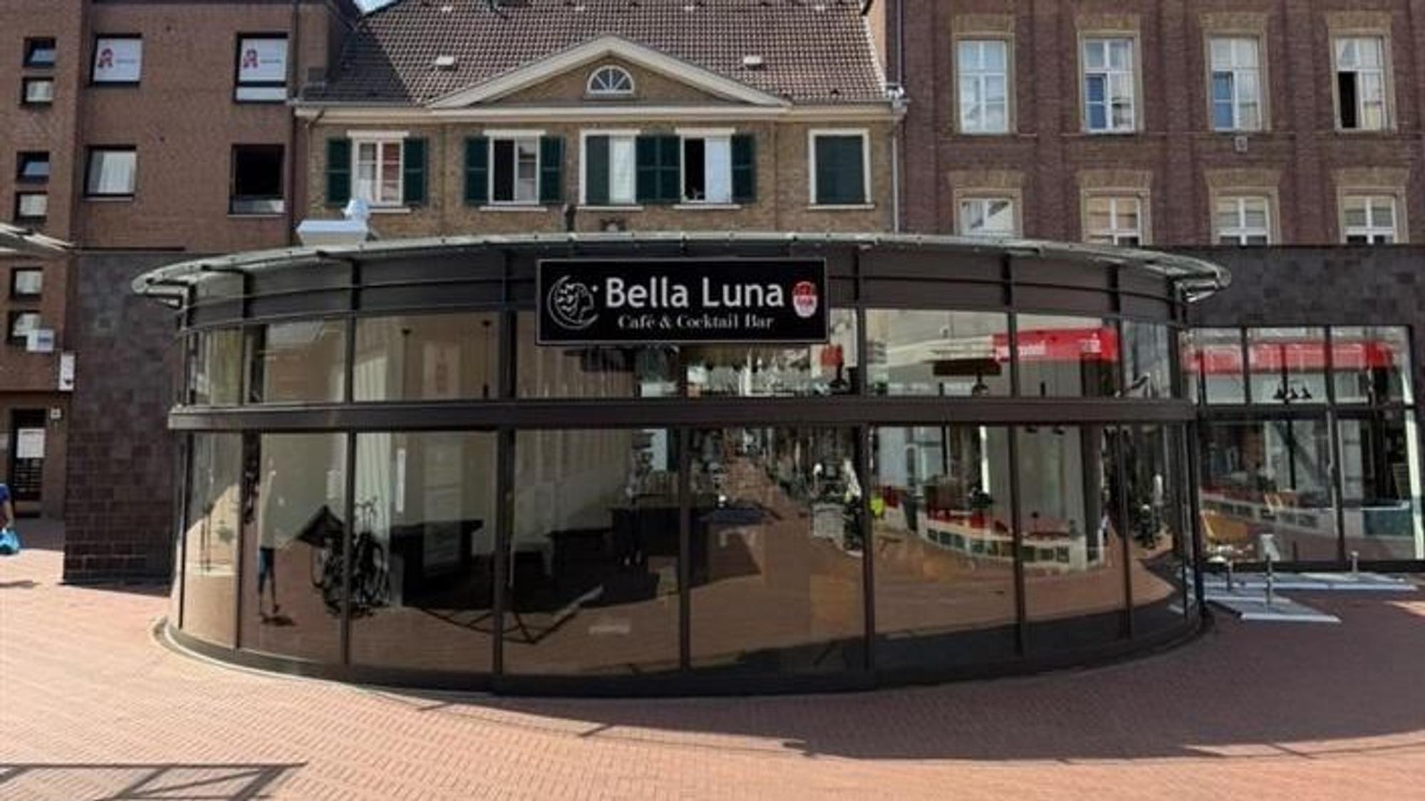 Am Samstag, 15. Juni, eröffnen Julian Döhler und Dani Yakoub das Bella Luna in der Opladener Fußgängerzone.