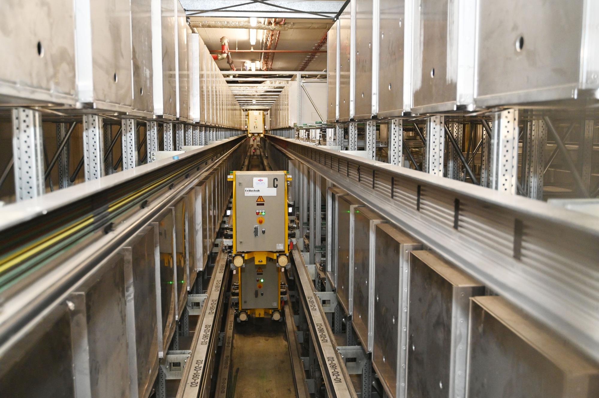 21.07.2026 Köln. Reportage über die Unterwelt des Kölner Hauptbahnhofs. Für die Serie Köln von unten. Rungang Eins. Foto: Alexander Schwaiger
Meine Aufgabe