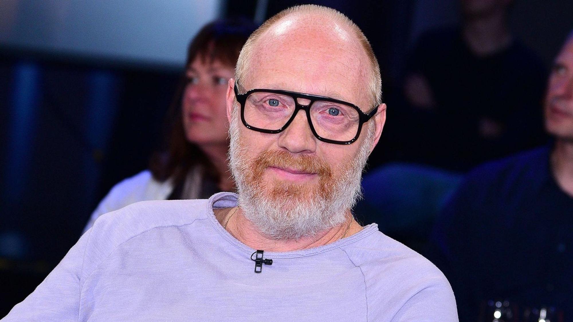 Simon Schwarz sprach in seinem Podcast über seine Therapie. (Bild: IMAGO / APress)