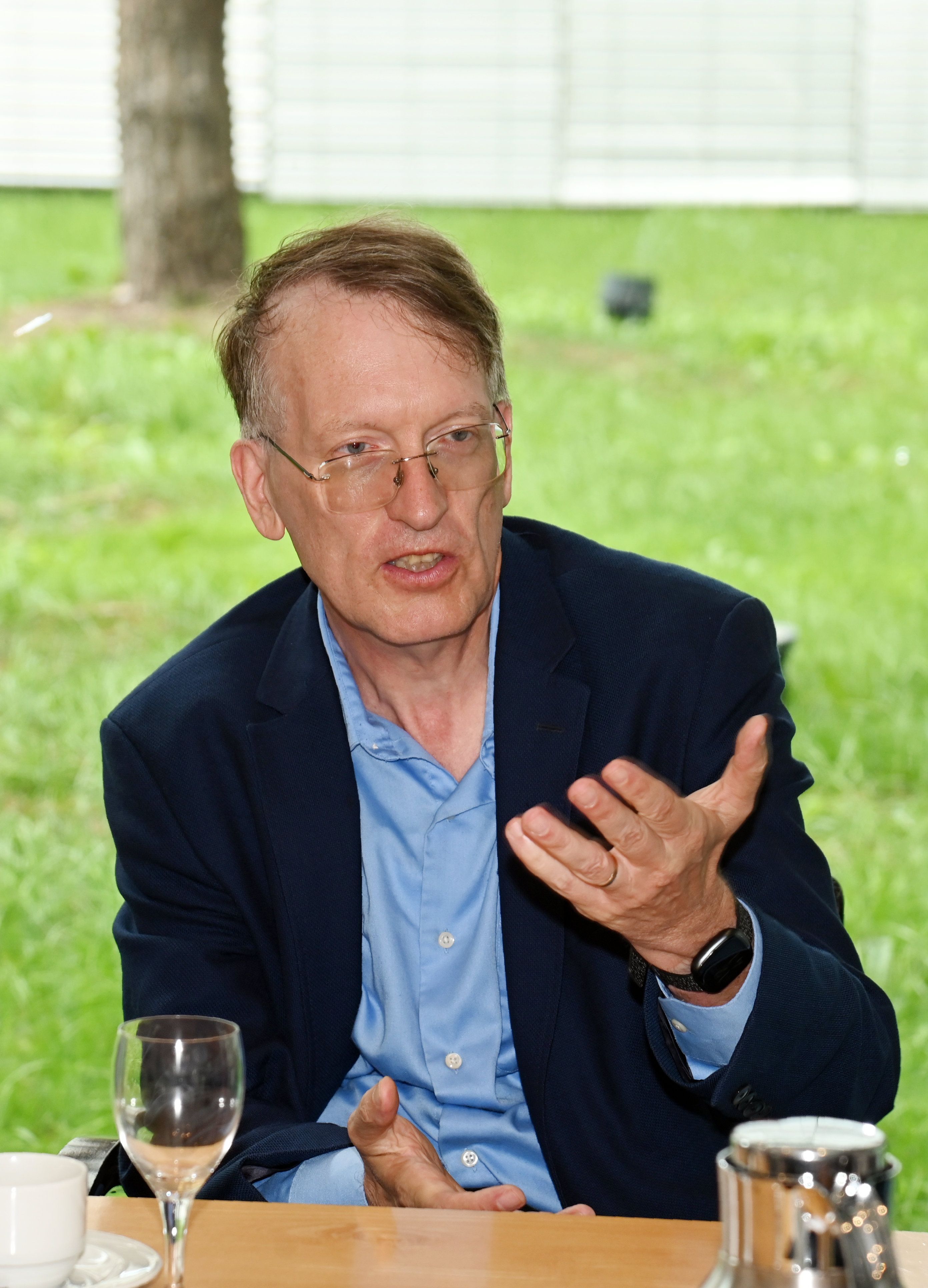 Henning Schulzrinne forscht an der Columbia University in New York, ist aber in Brühl aufgewachsen.