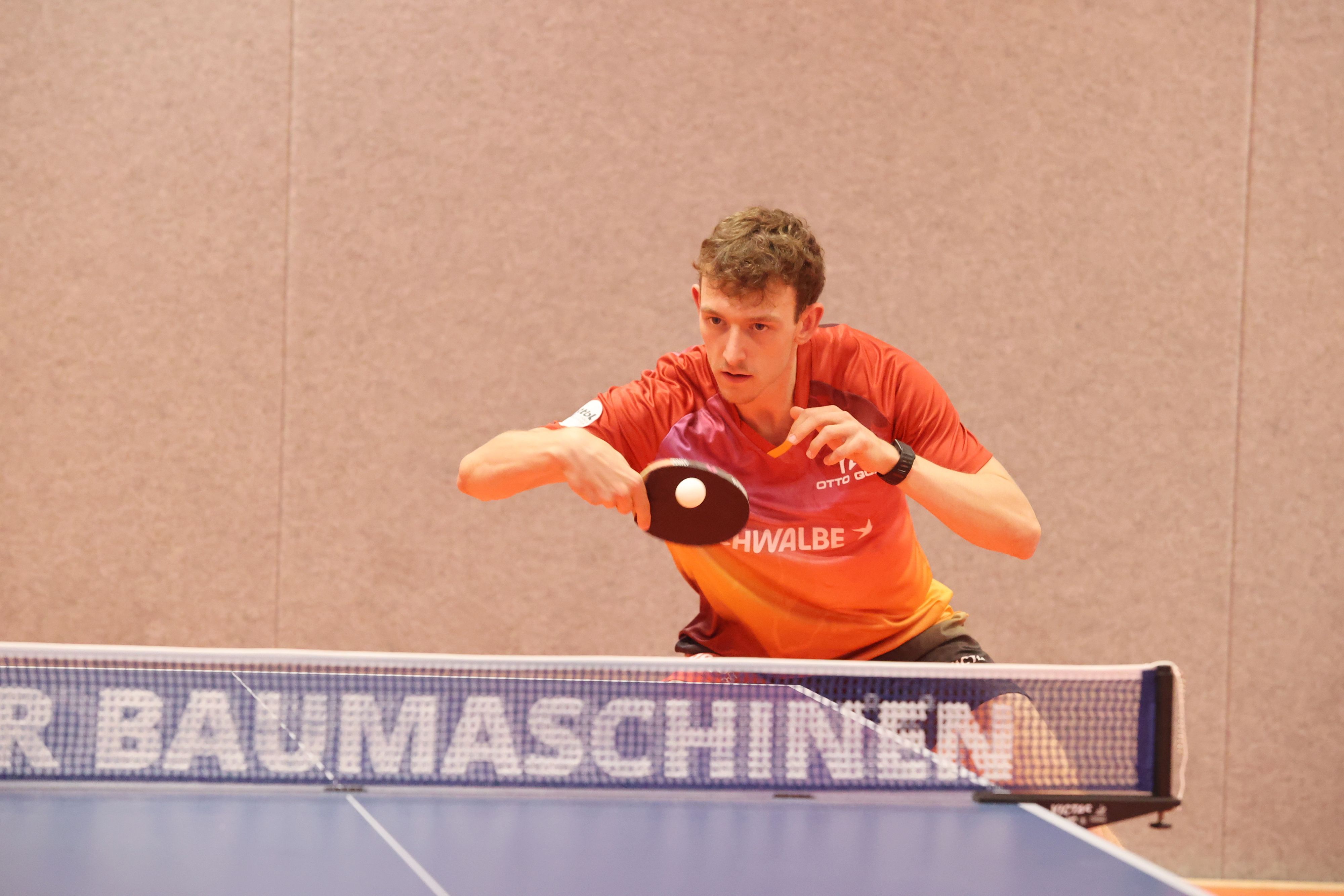 Adrien Rassenfosse an der Platte.