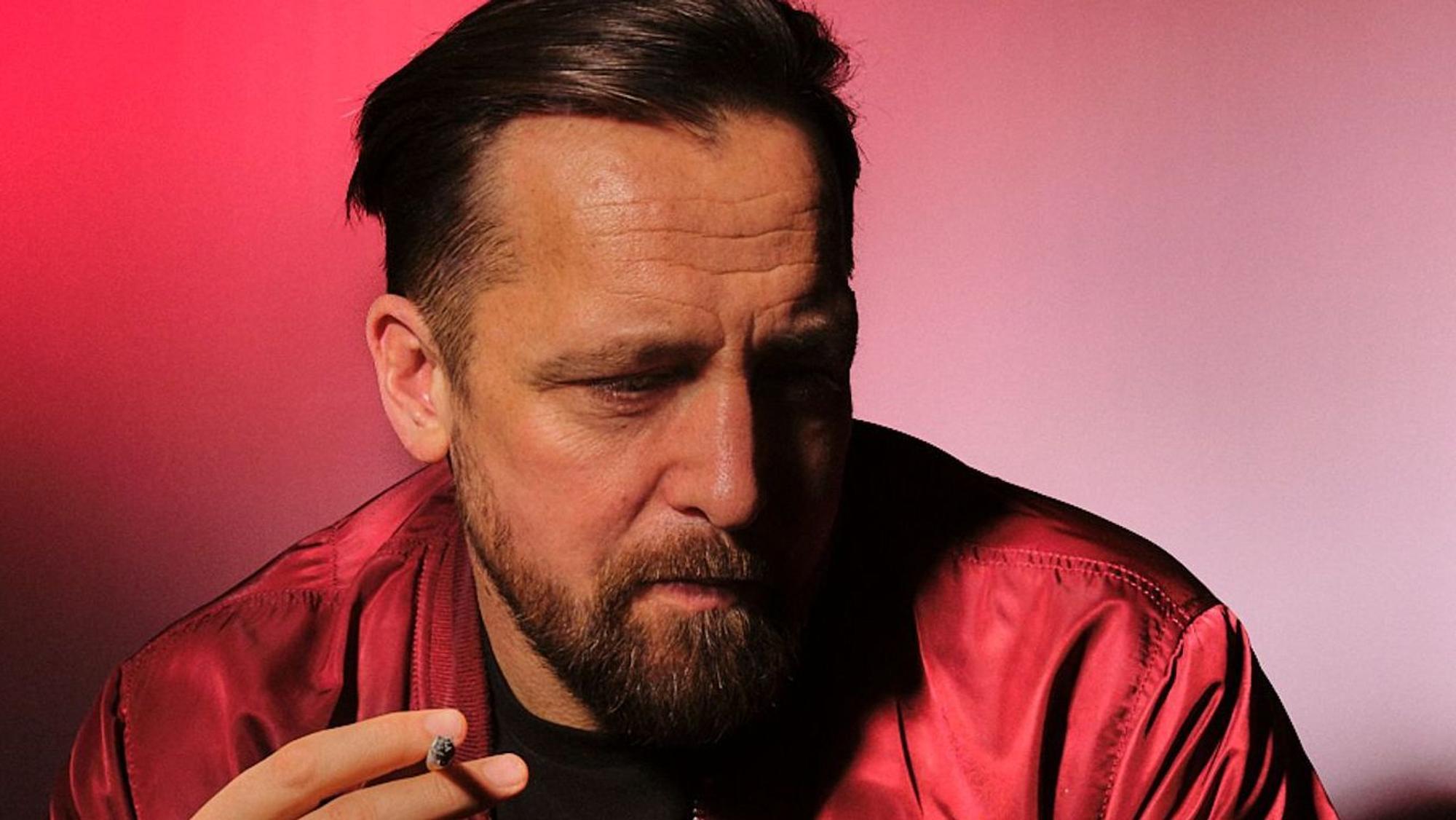 Danger Dan verarbeitet in seinem neuen Song eine lebensverändernde Diagnose. (Bild: Jaro Sanmann-Suffner)