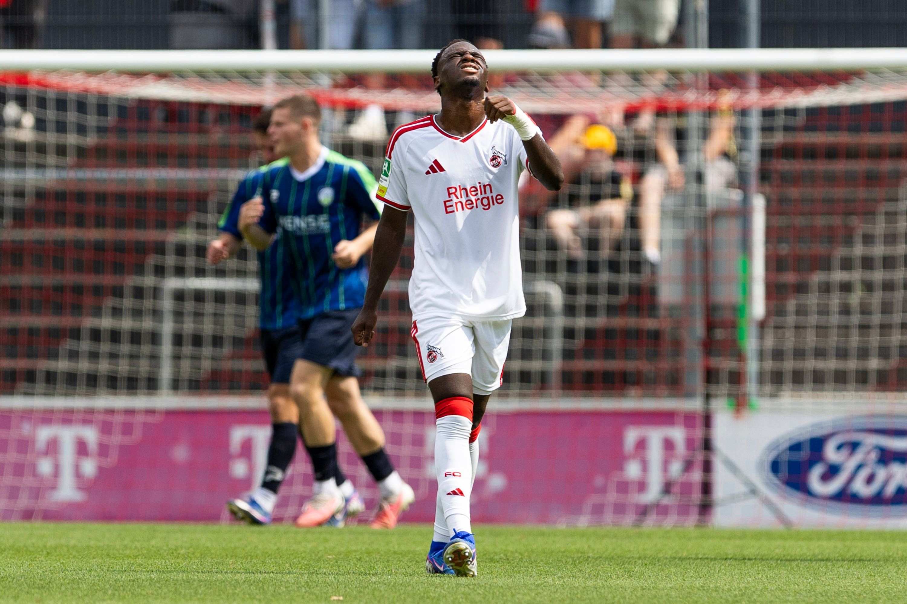 Regionalliga West: 1. FC Köln U21, U 21 - FC Gütersloh, 16.08.2026 Safyan Toure 1. FC Köln U21, 19 hadert. Regionalliga West, 1. FC Köln U21 - FC Gütersloh, 3. Spieltag, am 16.08.2026, Franz-Kremer-Stadion, Köln *** Regionalliga West: 1. FC Köln U21 vs. FC Gütersloh, August 16, 2026 Safyan Toure, 1. FC Köln U21, 19, is struggling in the Regionalliga West, 1 FC Cologne U21 vs. FC Gütersloh, Matchday 3, on August 16, 2026, Franz Kremer Stadium, Cologne Copyright: xBEAUTIFULxSPORTS/Meuselx