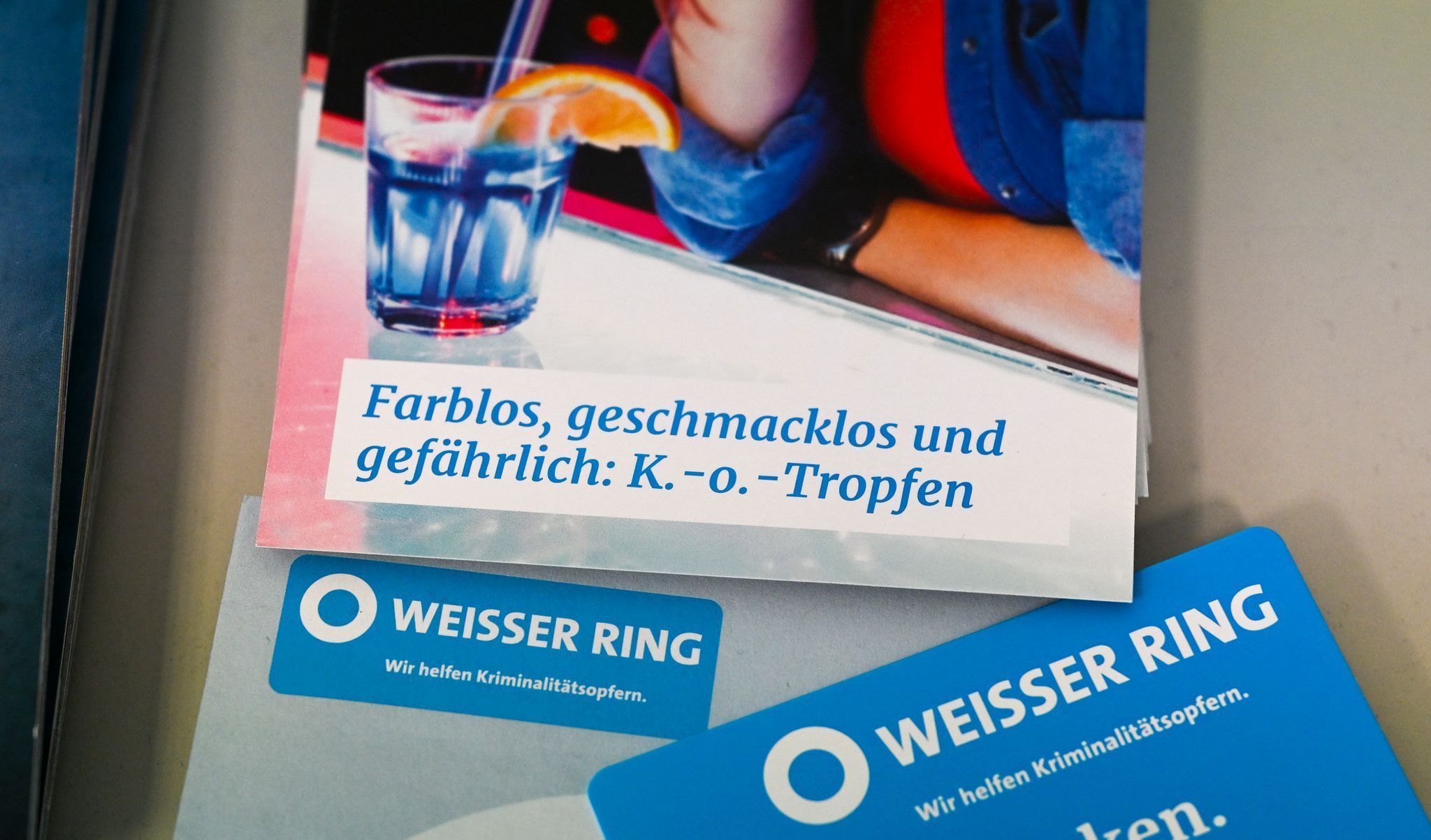 Informationsmaterial des Weißen Rings