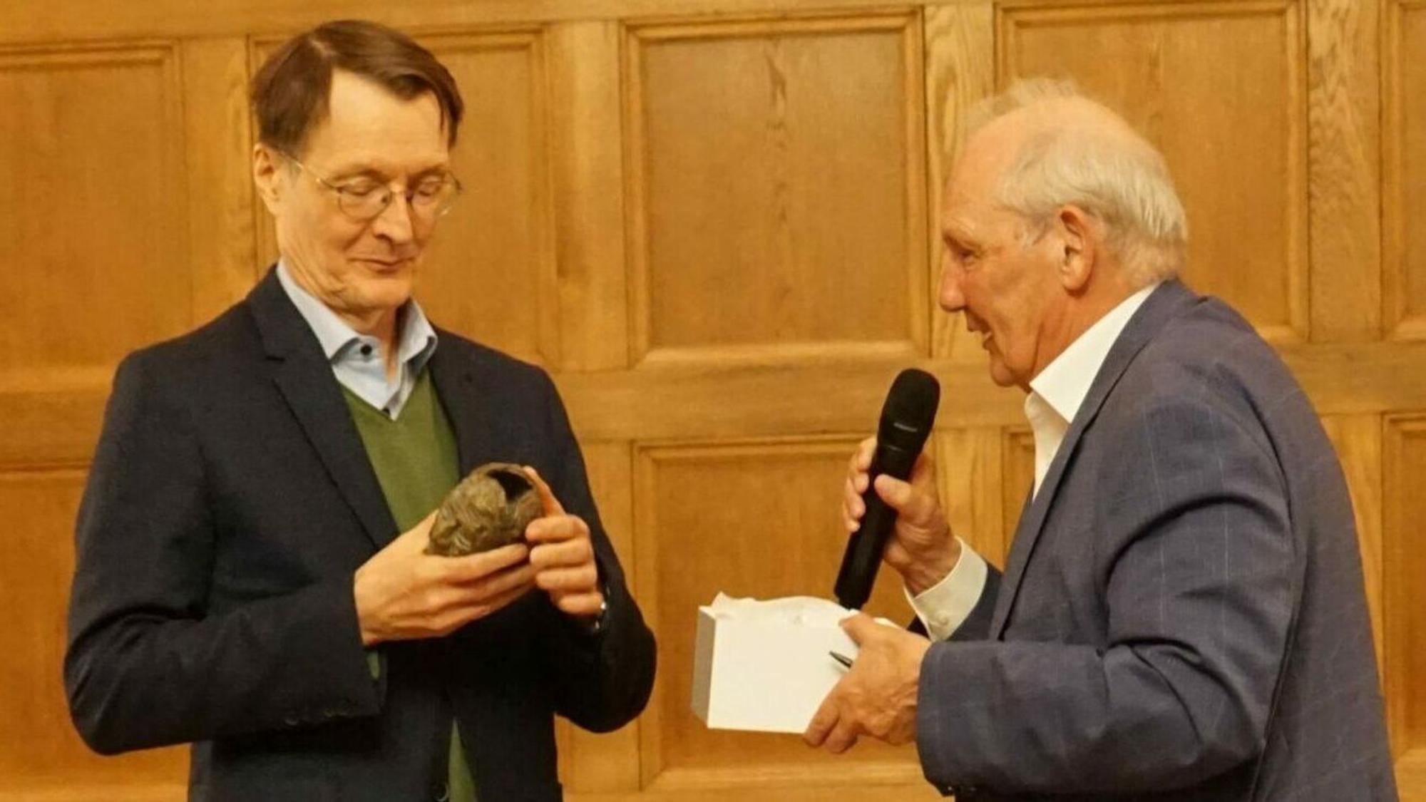 Karl Lauterbach bei der Kasino-Gesellschaft mit Vorstandsmitglied Peter Wilhelmi