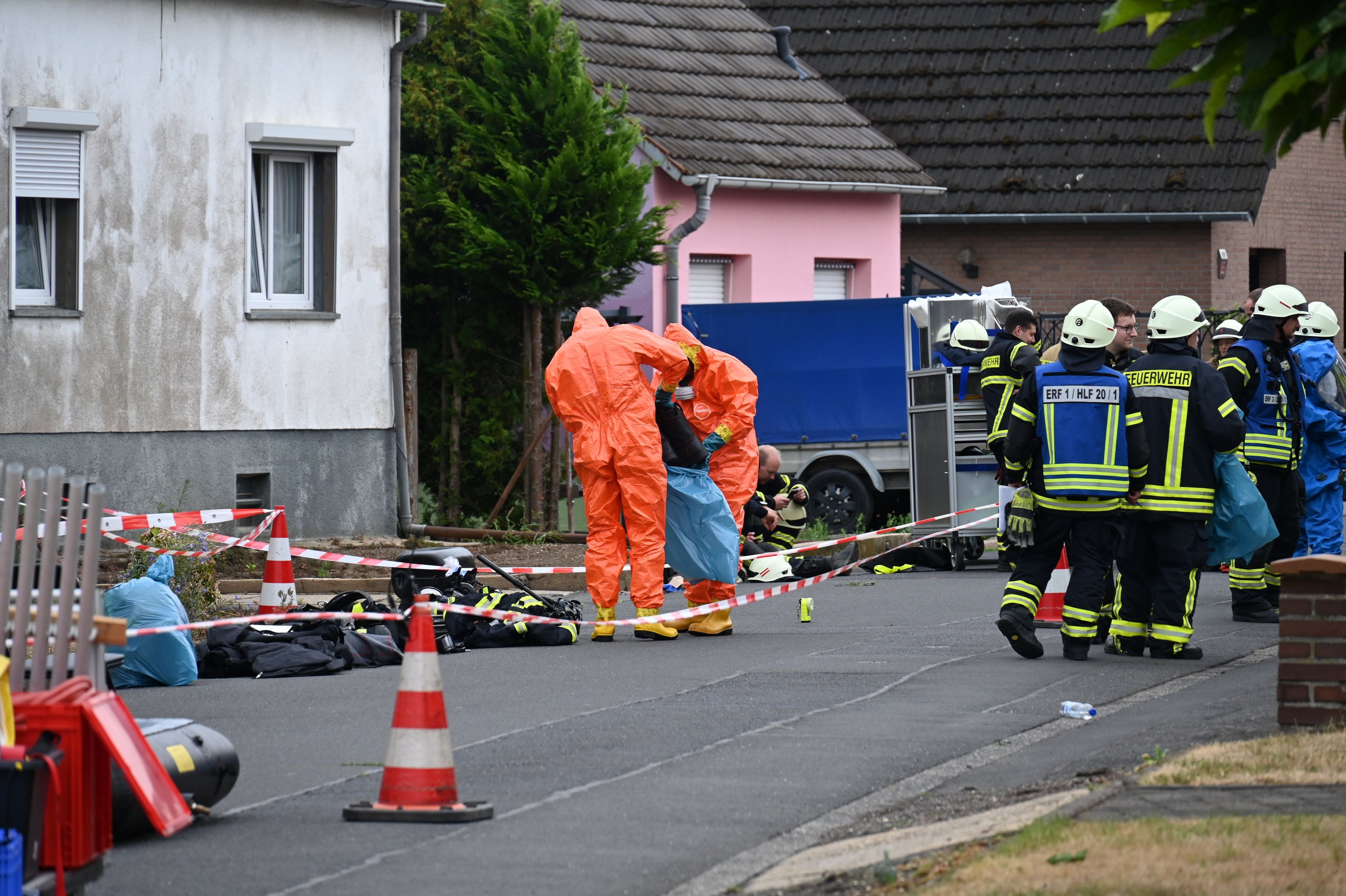 Zu sehen ist eine Einsatzstelle der Feuerwehr.