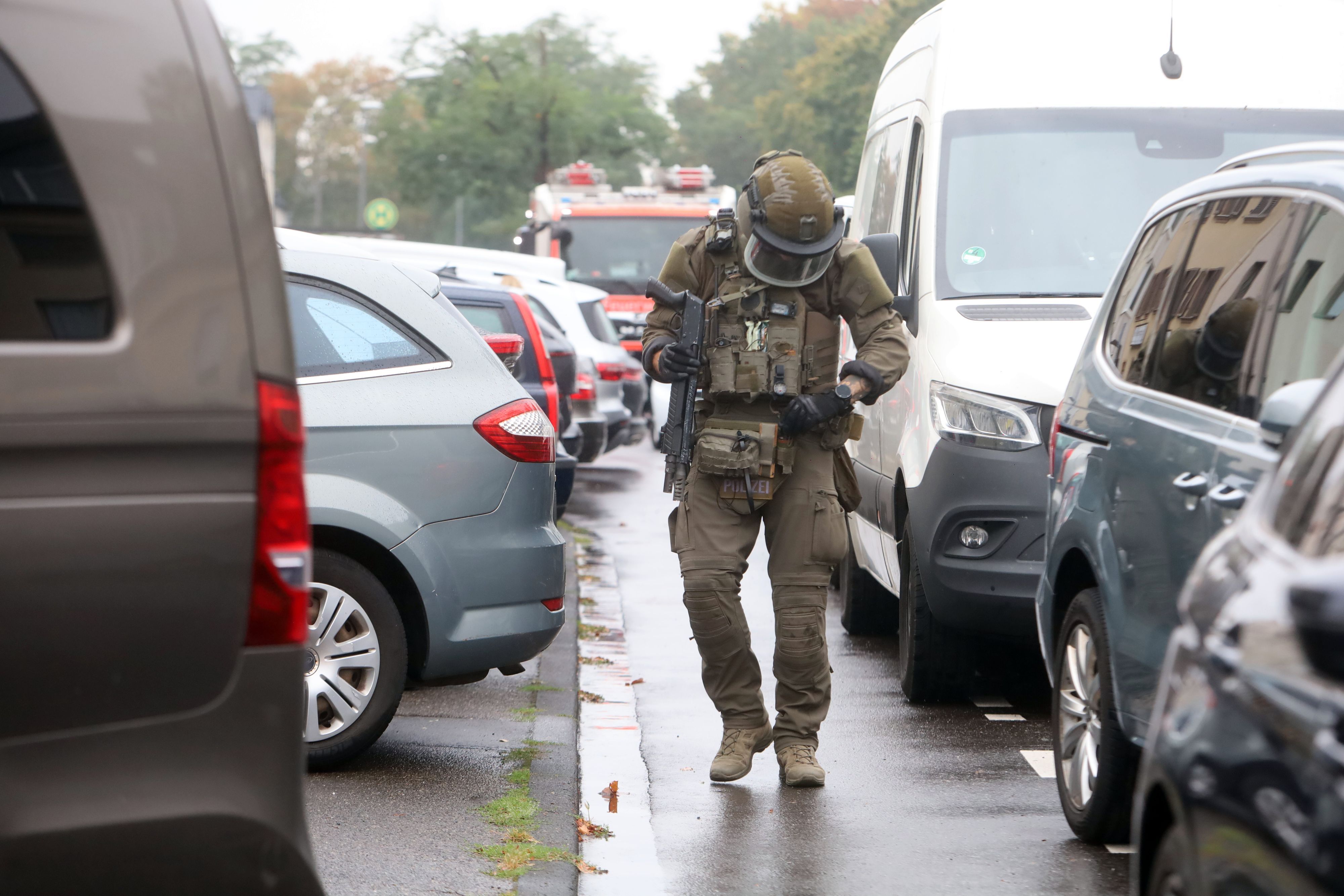 In Köln-Niehl war am Dienstag ein Spezialeinsatzkommando (SEK) der Polizei im Einsatz.