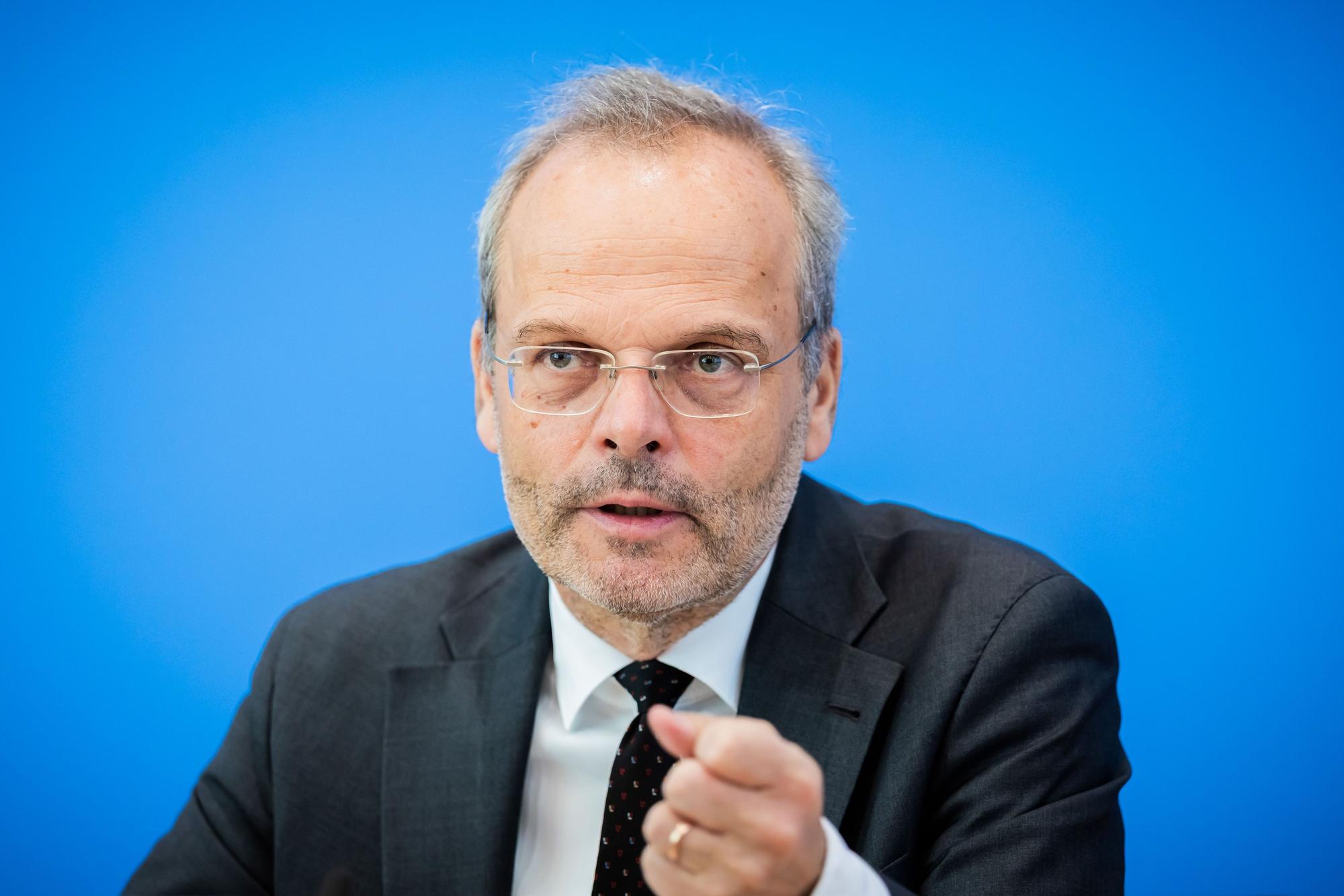 Appell in Kanzler Friedrich Merz (CDU): Felix Klein verlässt nach acht Jahren das Amt des Antisemitismusbeauftragten.