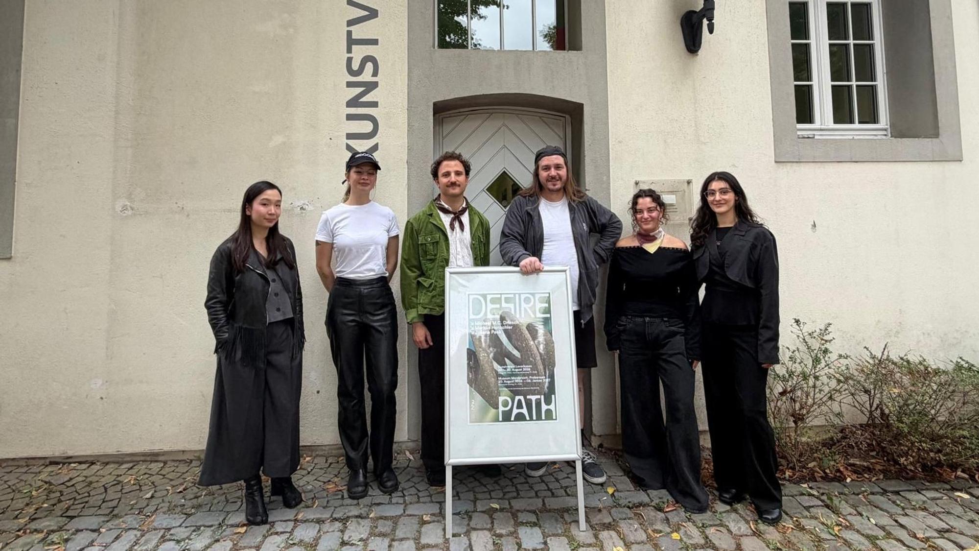 Gemeinsam auf neuen Wegen: Juliana Paek, Nathalie Sofie Schulz, Markus Henschler, Michael M.C. Driesch, Elif Aydin und Gamze Can.