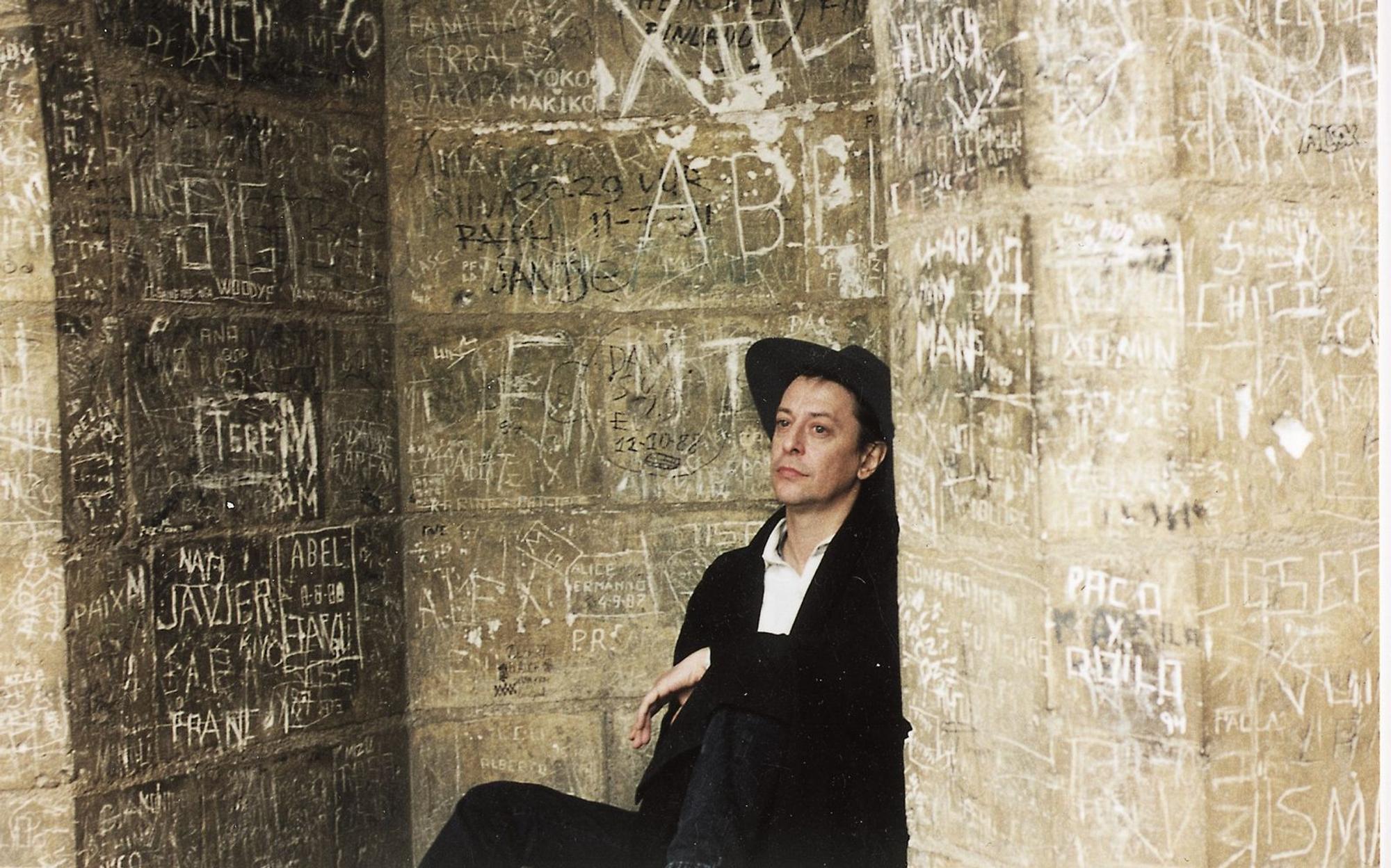 Nachdenklich, in sich gekehrt und doch wortgewaltig: Rio Reiser gilt als großer Poet der deutschen Pop- und Rockmusik. (Bild: Gert Möbius)