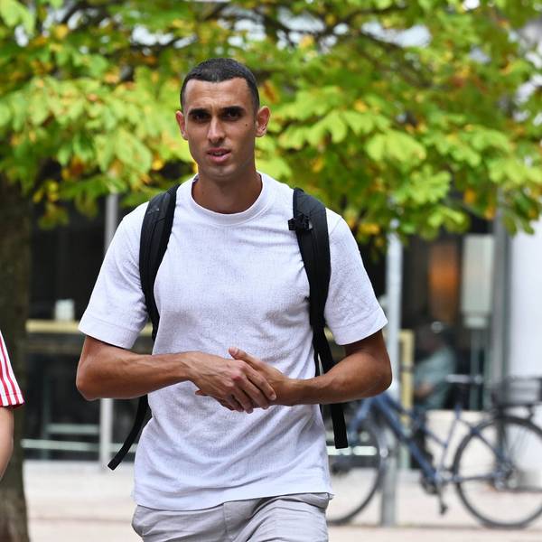 20.08.2026, xophax, Fussball 1.Bundesliga, 1.FC Koeln 1.FC Köln , Mediapark Köln. Ellyes Skhiri auf dem Weg zum Medizincheck in der Atos Mediapark Klinik in Köln . Köln *** August 20, 2026, xophax, Soccer 1. Bundesliga, 1. FC Köln, Mediapark Cologne: Ellyes Skhiri on his way to a physical at the Atos Mediapark Clinic in Cologne