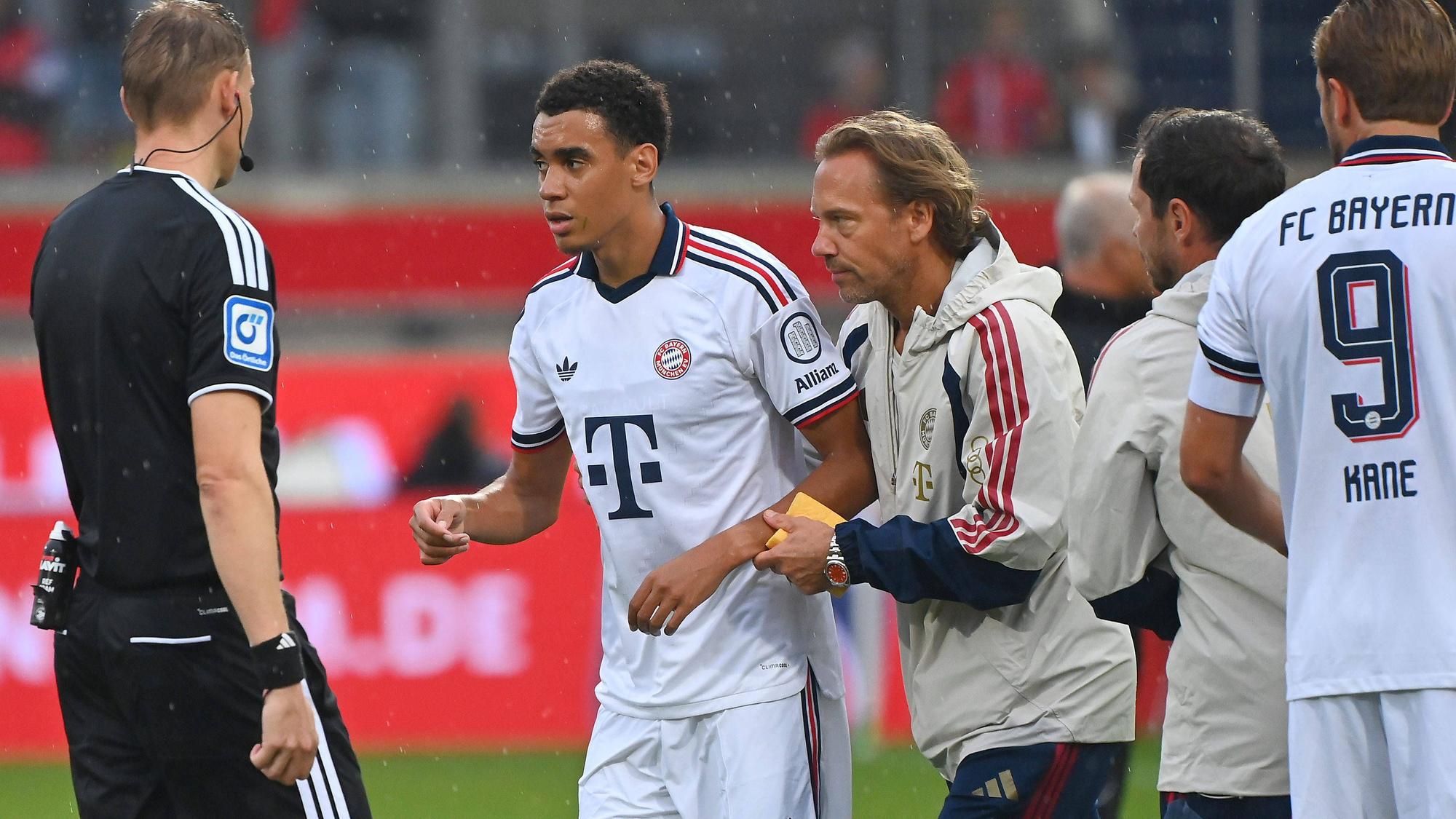 Jamal Musiala brach gleich bei zwei Spielen zusammen.