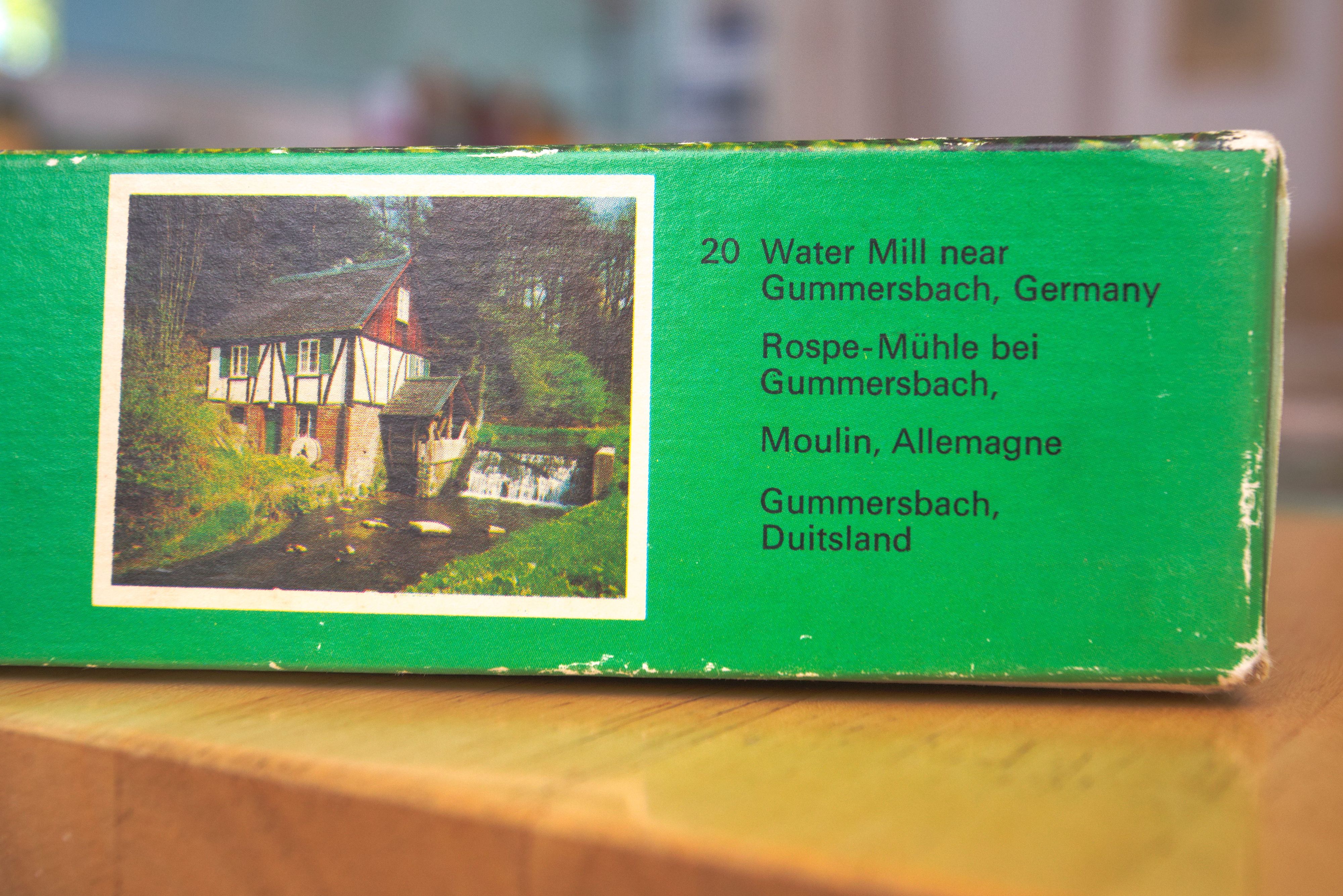 Blick auf eine ältere Puzzle-Verpackung