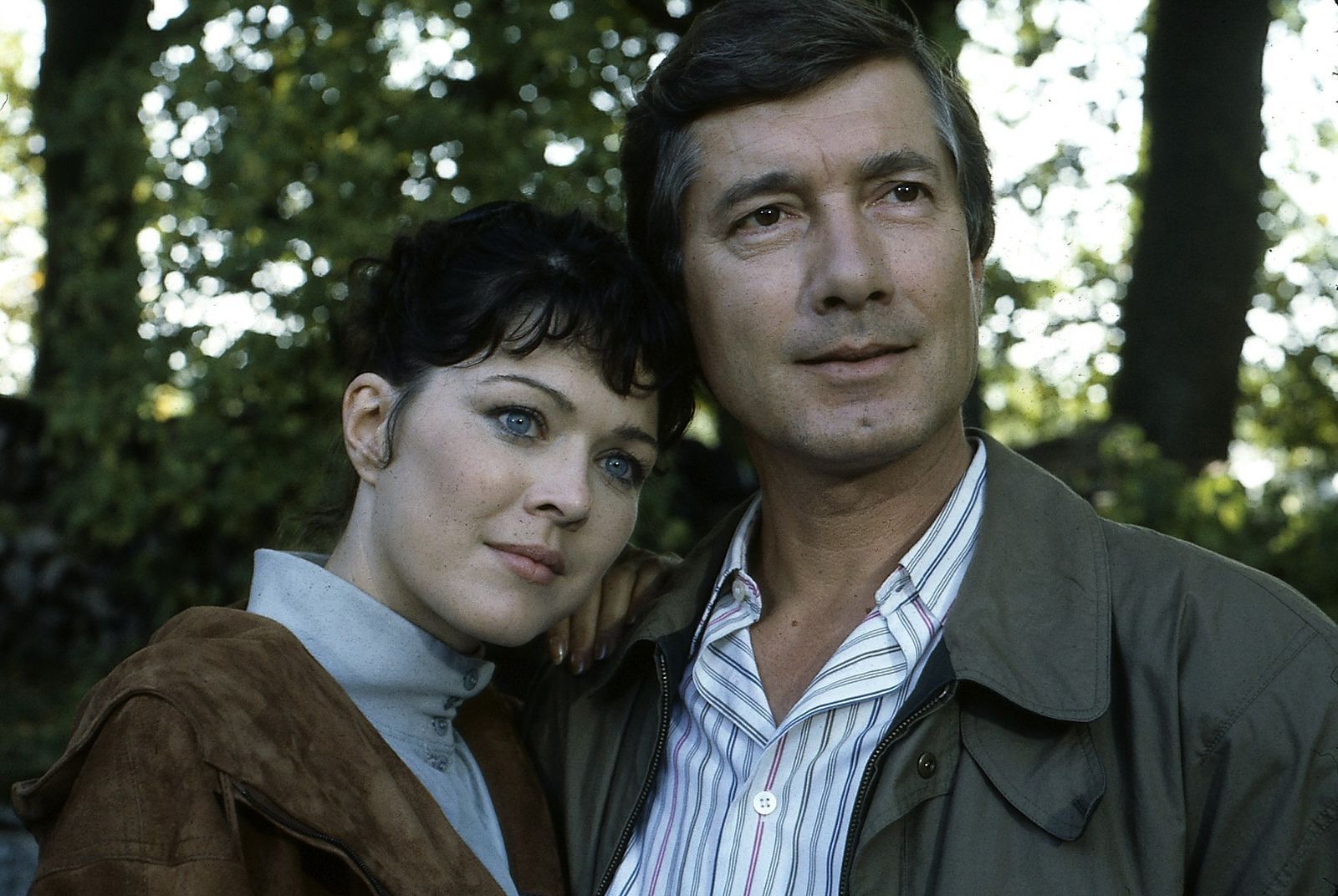 Die Tierärztin Angelika Grassmann (Anja Kruse) wird die zweite Ehefrau von Martin Rombach (Christian Wolff). (Bild: ZDF/Karl Reiter/Neue Deutsche Filmgesellschaft mbH)
