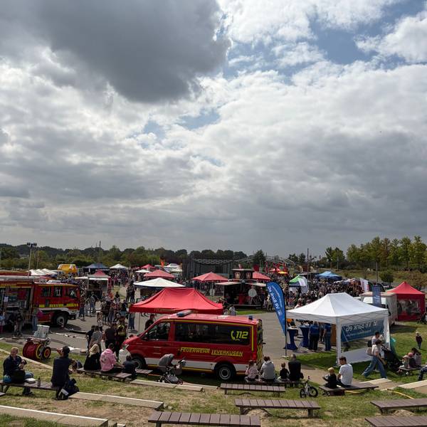 Die Arena der Begegnung beim Spielfest