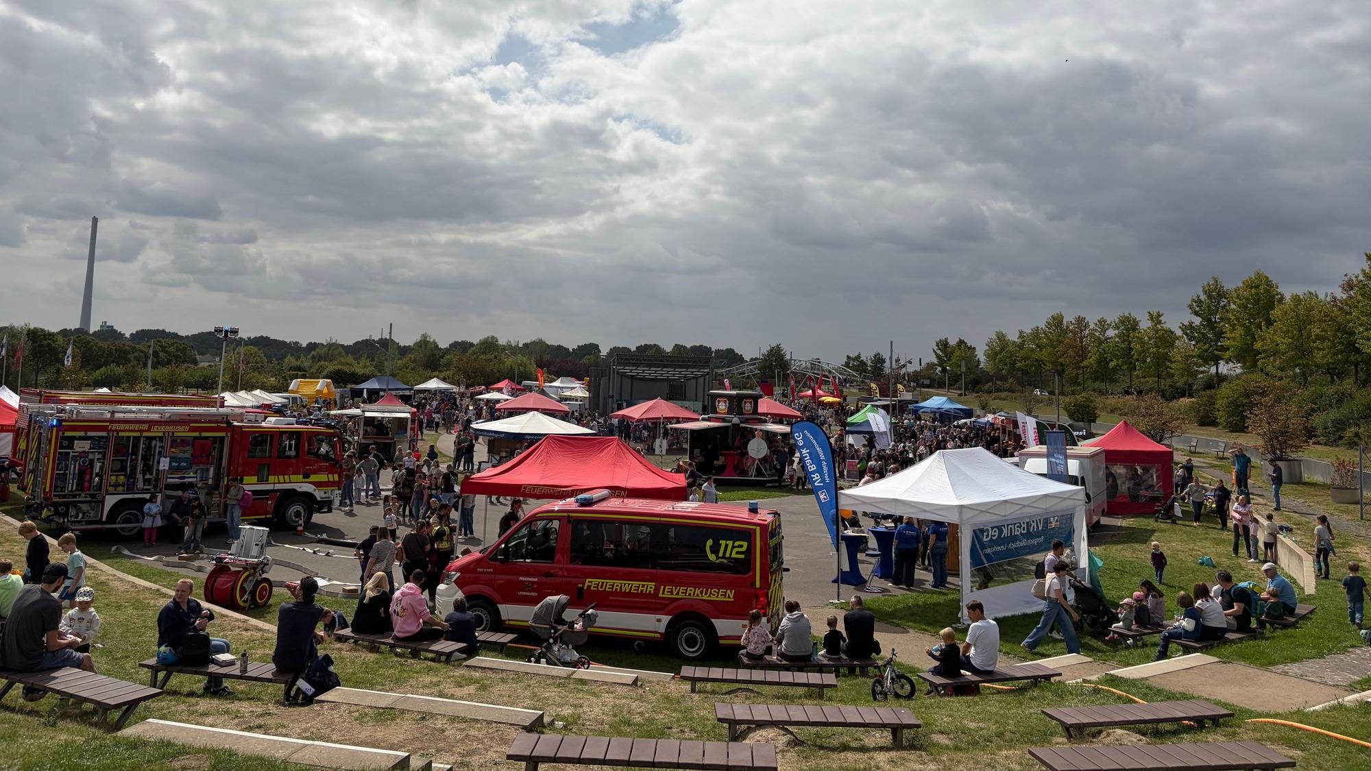 Die Arena der Begegnung beim Spielfest