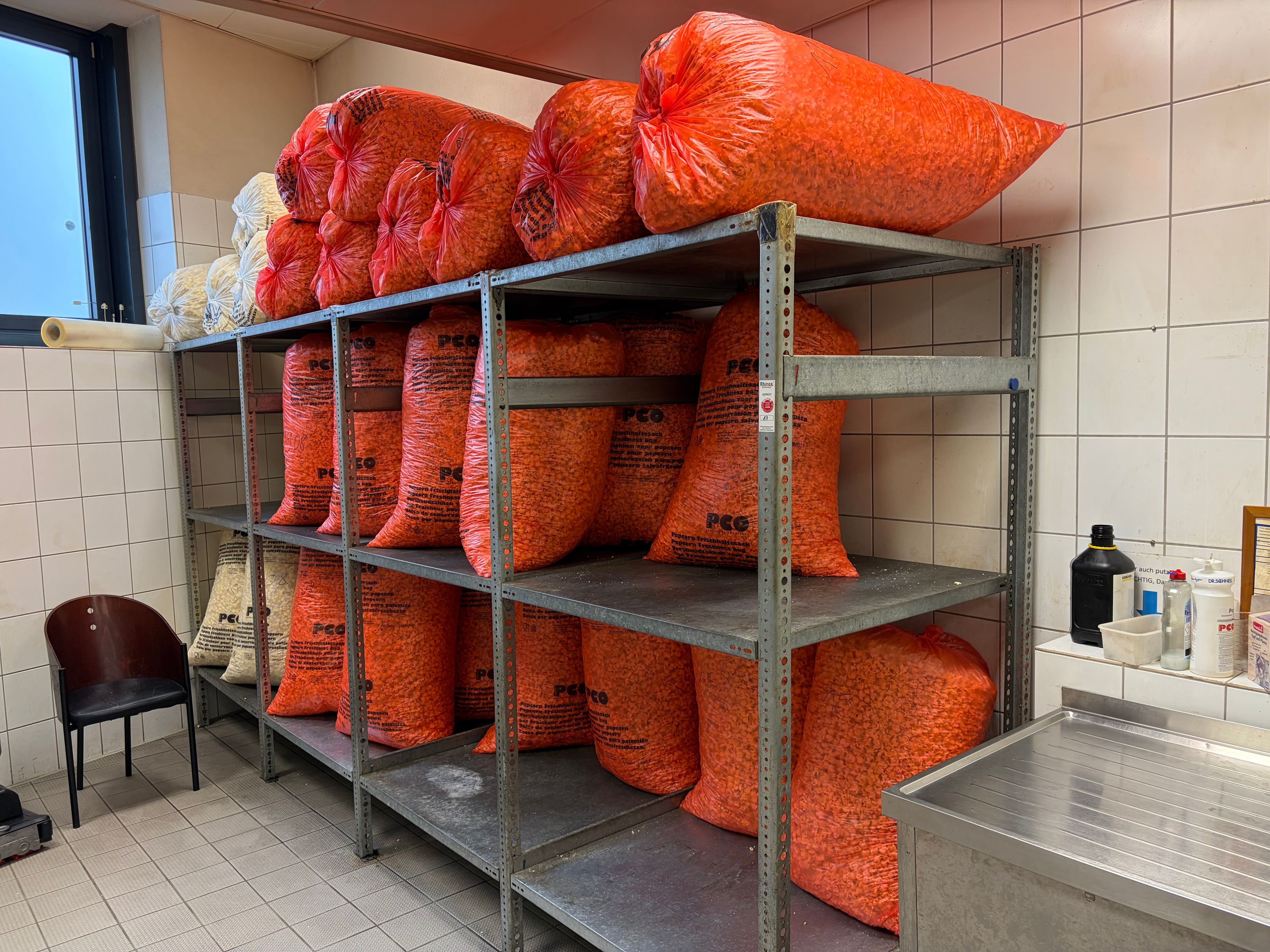 Das Popcorn macht das Team im Kinopolis selbst.