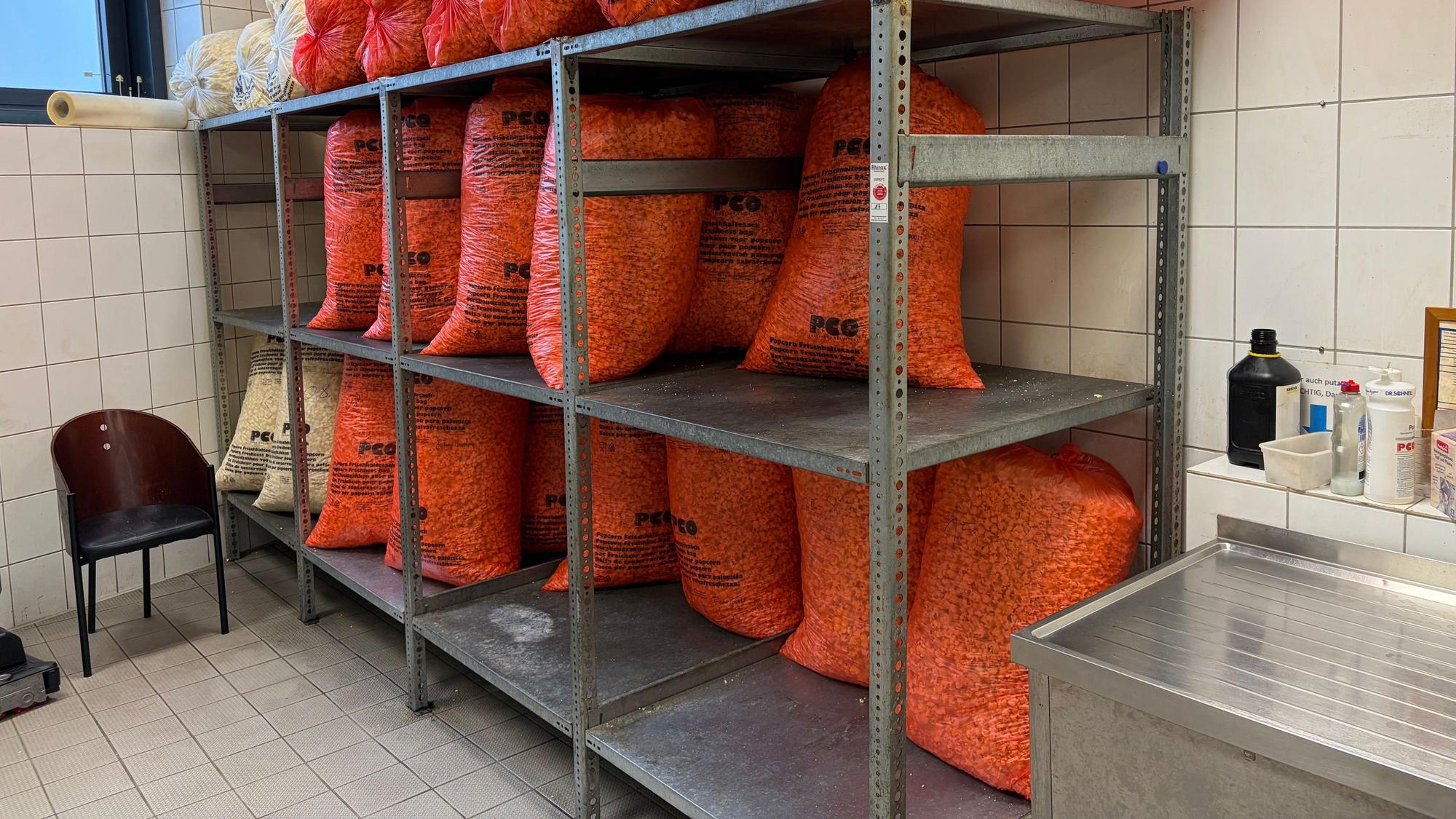 Das Popcorn macht das Team im Kinopolis selbst.