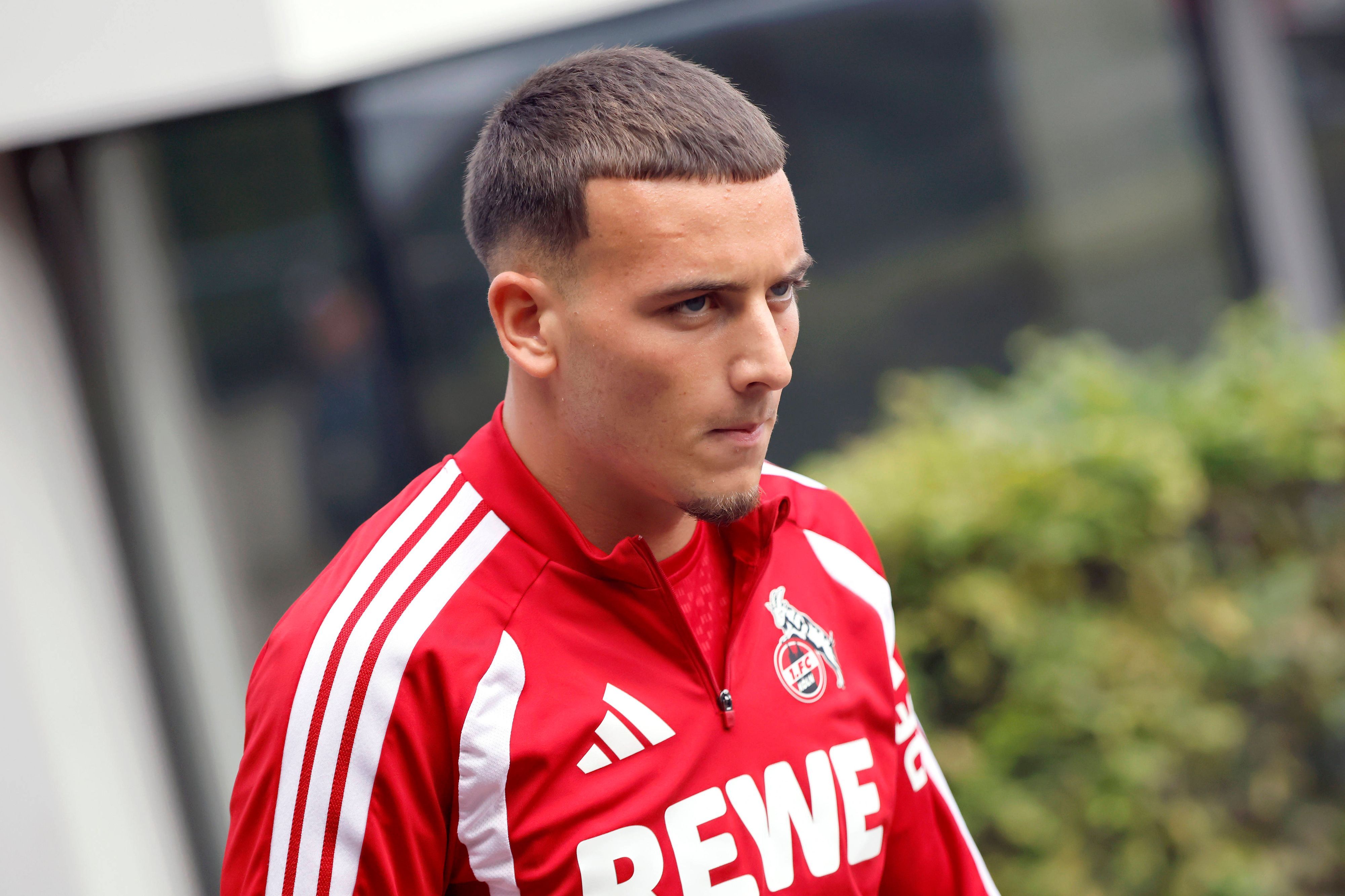 Beim Weg auf den Trainingsplatz: Said El Mala.