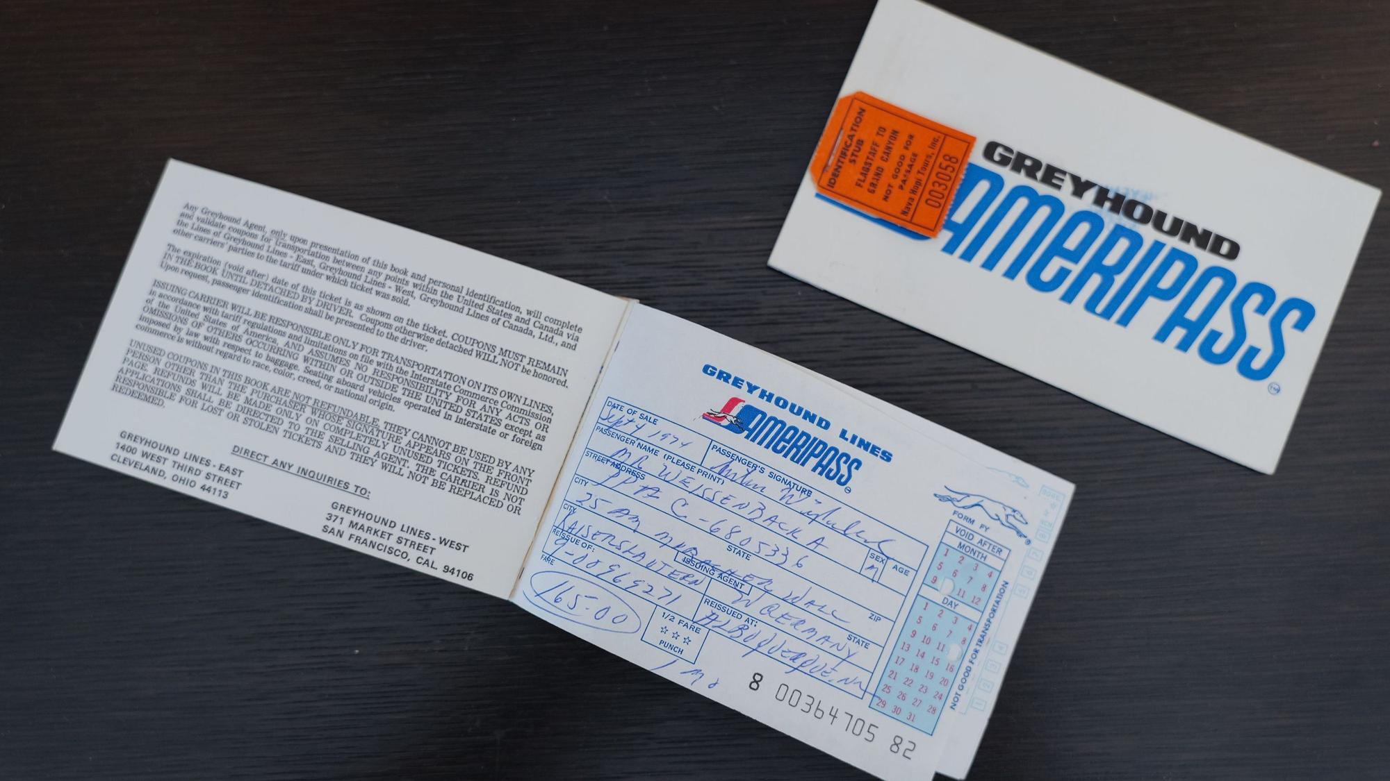 Ein „Greyhound Lines Ameripass“ von 1974.