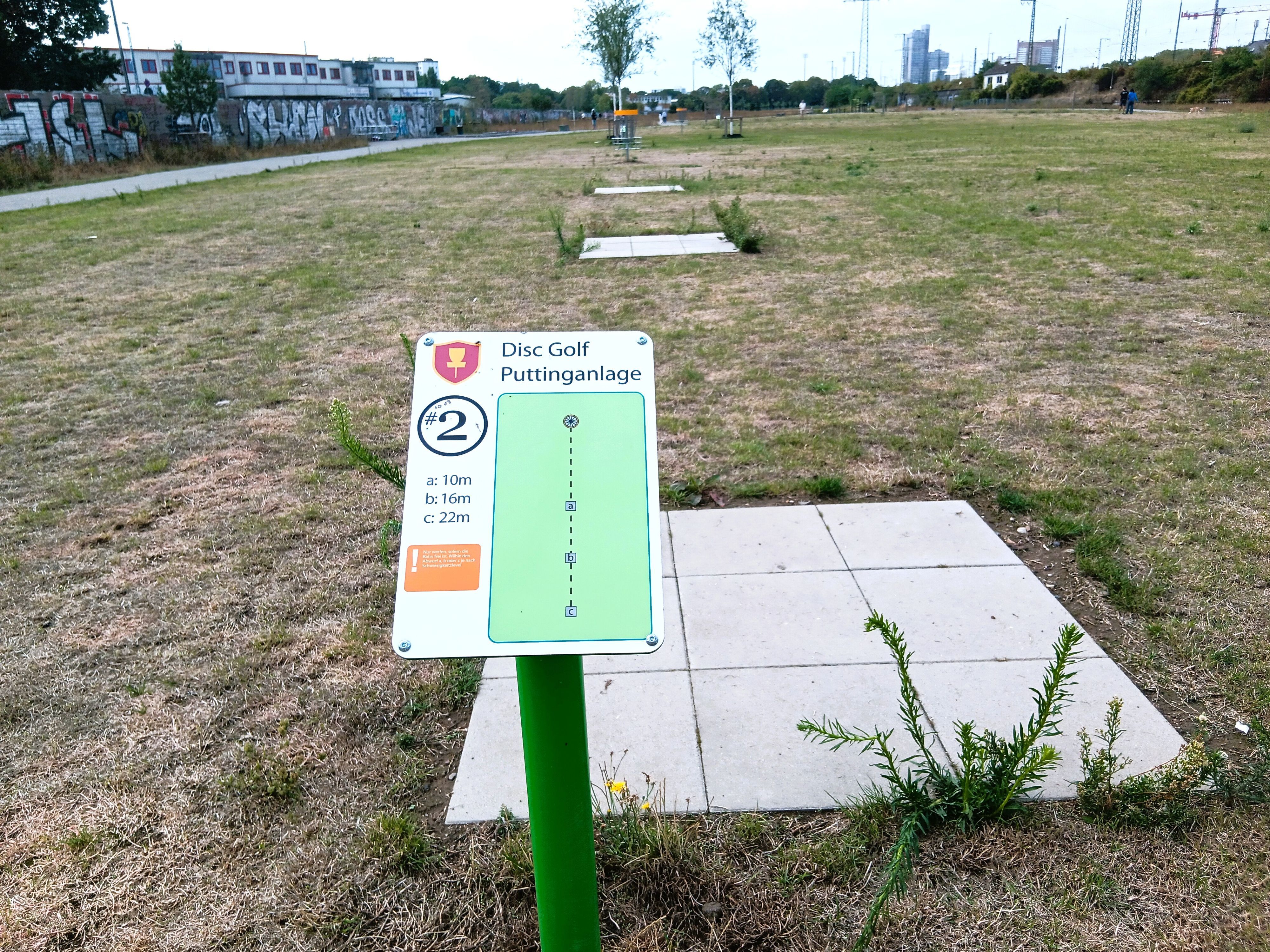Discgolf-Anlage im Sportpionierpark in Raderberg.