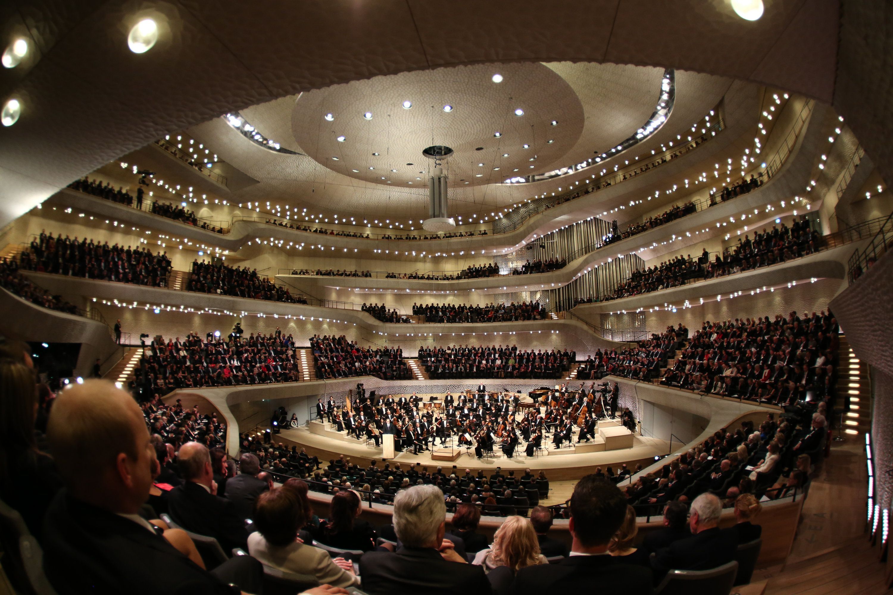 Der Konzertsaal der Elbphilharmonie bei der Eröffnung des Gebäudes 2017.