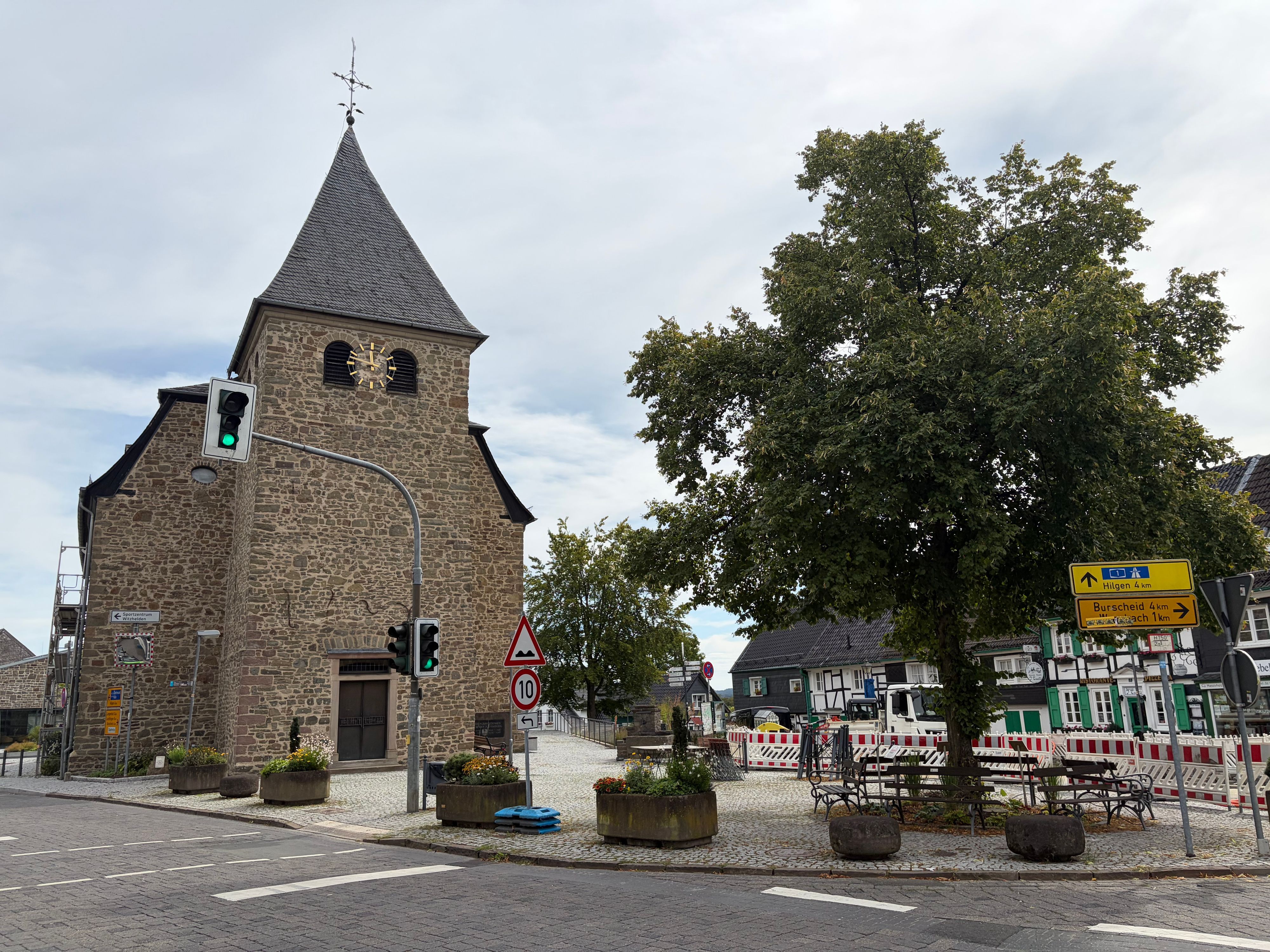 Der Kirchbauverein Witzhelden unterstützt die schrittweise Sanierung des historischen Gotteshauses und setzt sich für dessen Erhalt ein.